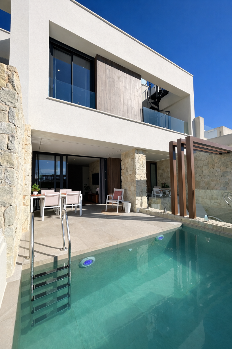 For sale - 3 Bedroom 3 Bathroom Town House in Dolores - Costa Blanca  - Alicante