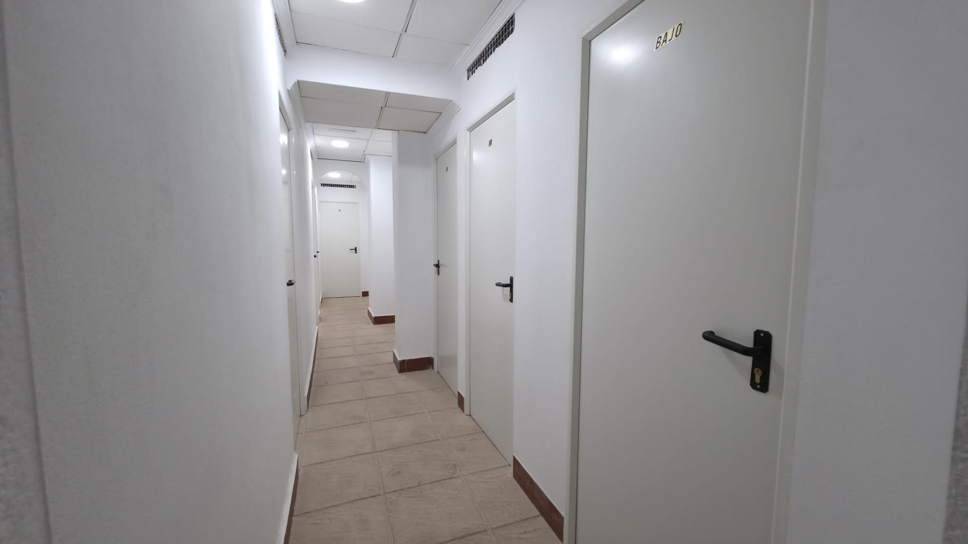 For sale - 3 Bedroom 2 Bathroom Apartment in Torrevieja - Torrevieja  - Alicante