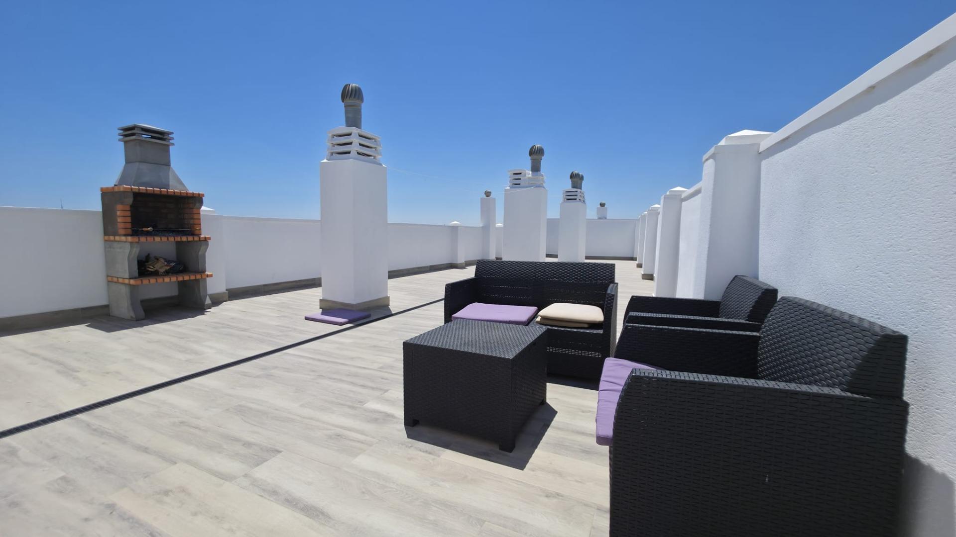 For sale - 3 Bedroom 2 Bathroom Apartment in Torrevieja - Torrevieja  - Alicante