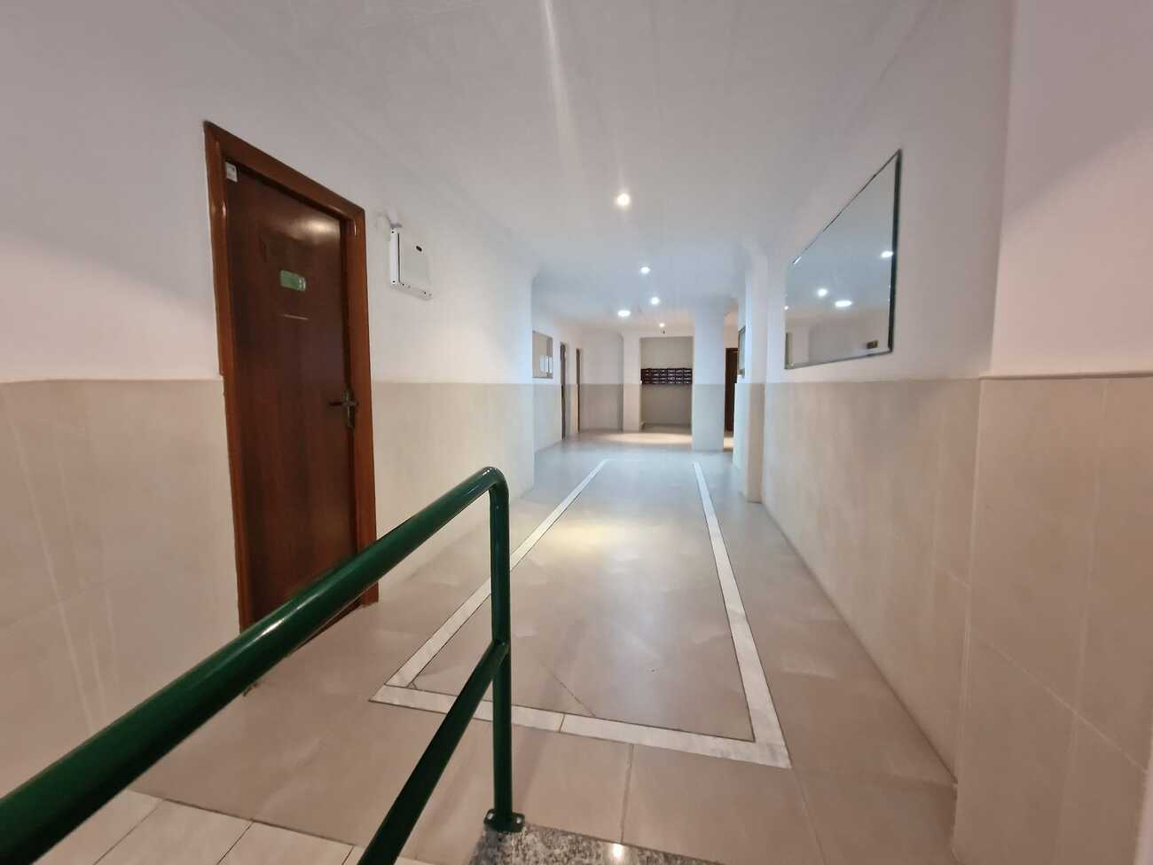 For sale - 3 Bedroom 1 Bathroom Apartment in Torrevieja - Costa Blanca  - Alicante