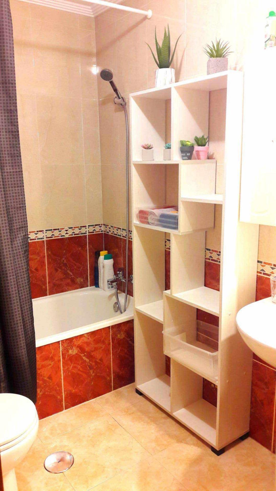 For sale - 2 Bedroom 1 Bathroom Apartment in Torrevieja - Centro  - Alicante