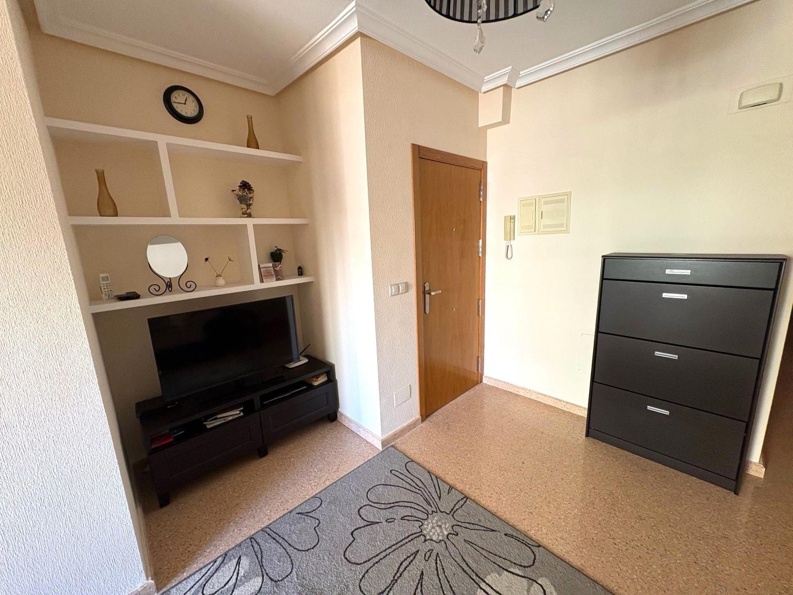 For sale - 2 Bedroom 1 Bathroom Apartment in Torrevieja - Centro  - Alicante