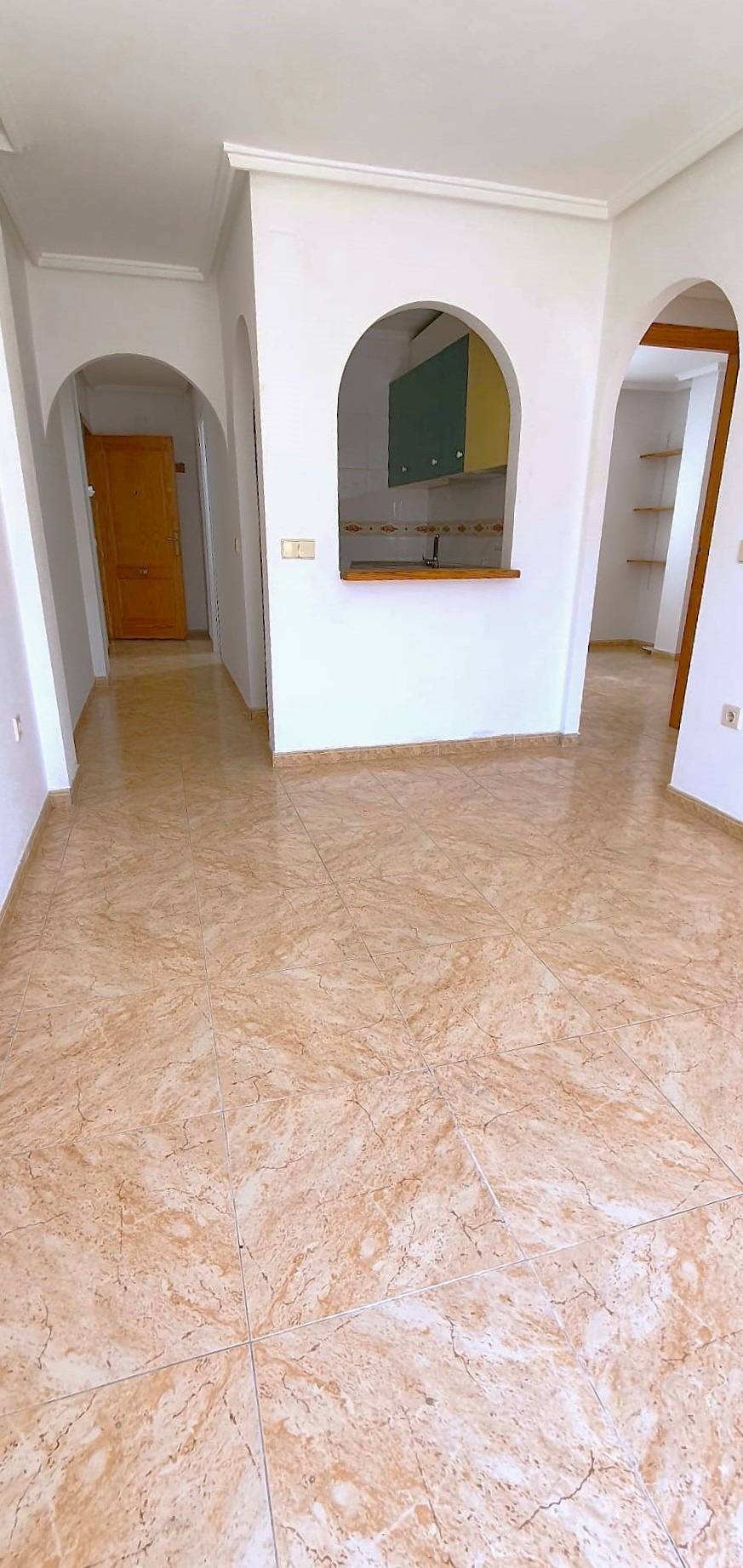 For sale - 2 Bedroom 1 Bathroom Penthouse in Torrevieja - Playa De Los Locos  - Alicante