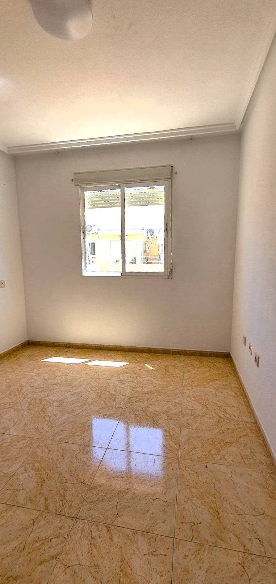For sale - 2 Bedroom 1 Bathroom Penthouse in Torrevieja - Playa De Los Locos  - Alicante