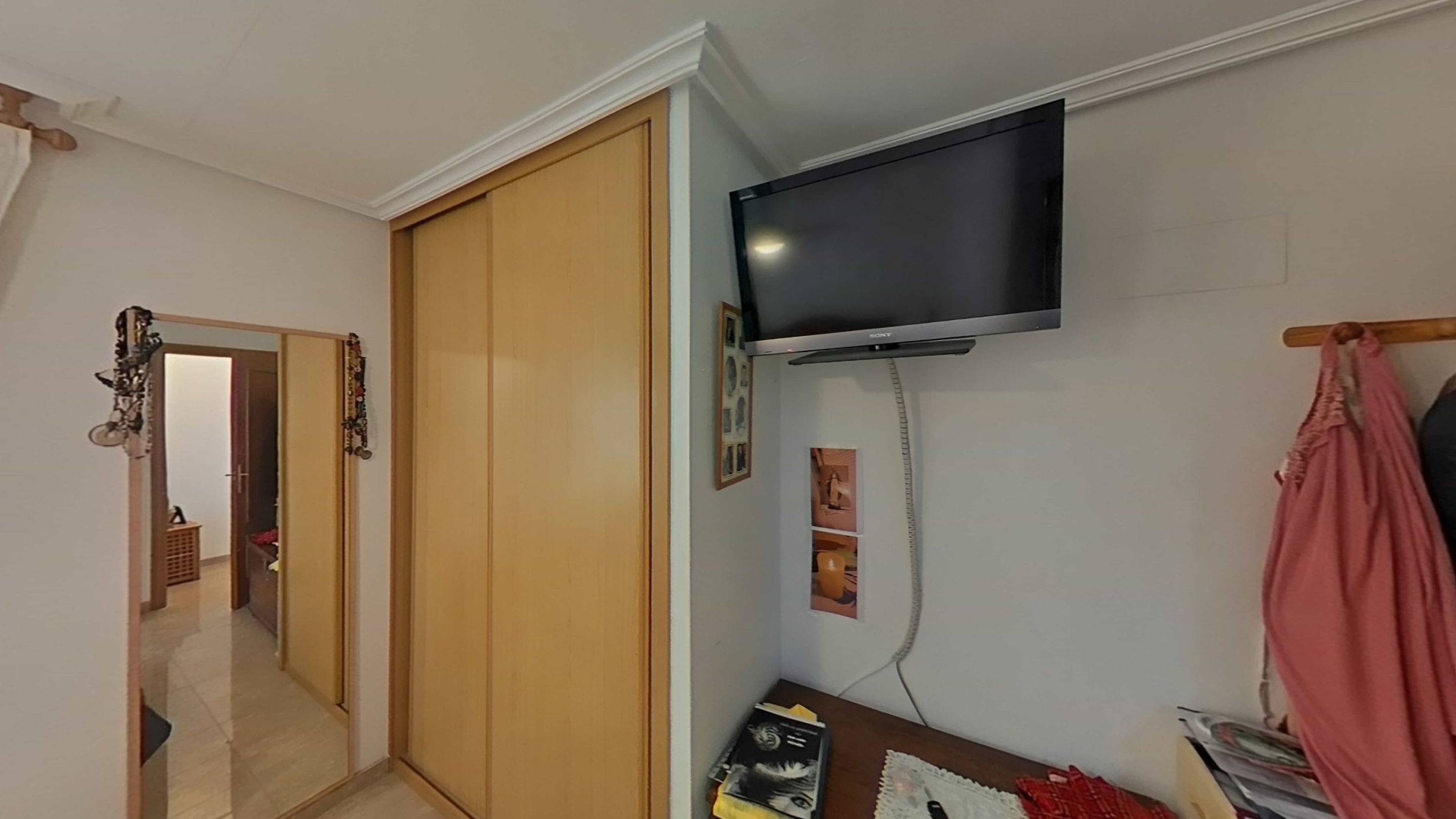 For sale - 4 Bedroom 2 Bathroom Apartment in Torrevieja - Estacion De Autobuses  - Alicante