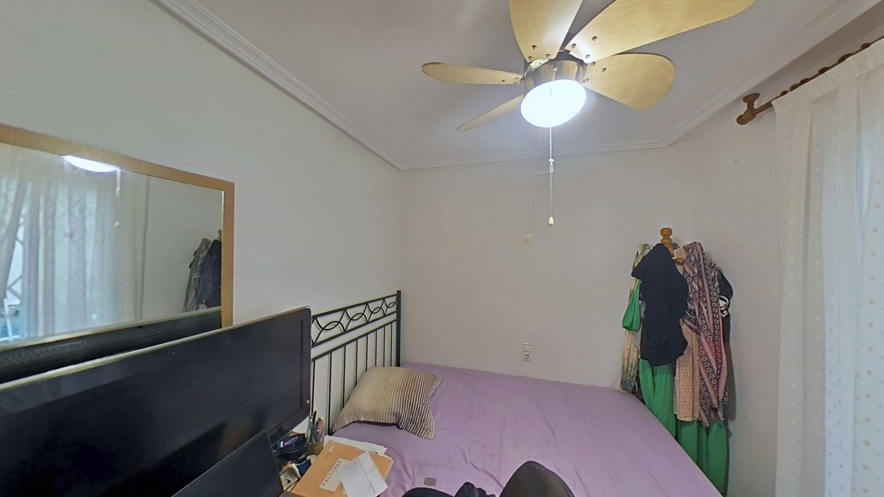 For sale - 4 Bedroom 2 Bathroom Apartment in Torrevieja - Estacion De Autobuses  - Alicante