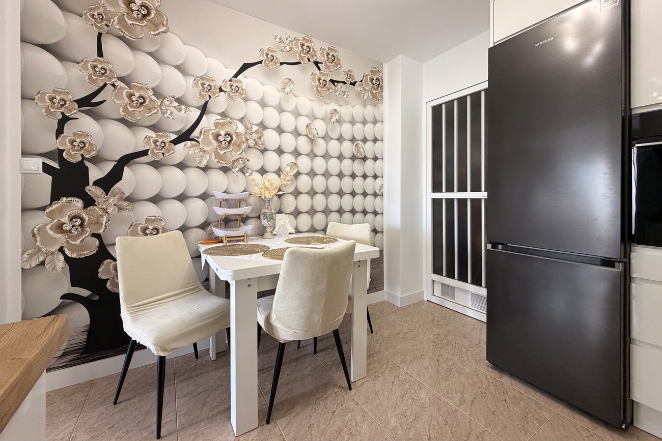 For sale - 2 Bedroom 1 Bathroom Apartment in Torrevieja - Urb. Calas Blancas III  - Alicante