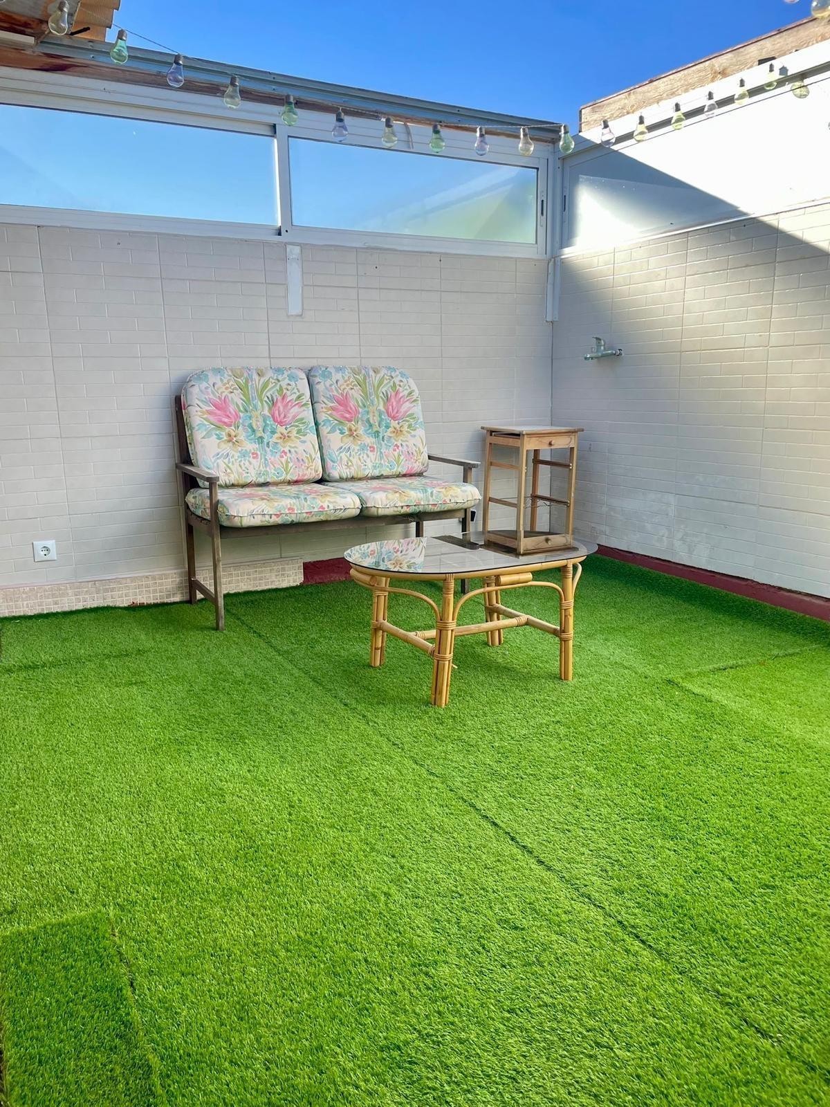 For sale - 2 Bedroom 1 Bathroom Penthouse in Torrevieja - Punta Prima  - Alicante