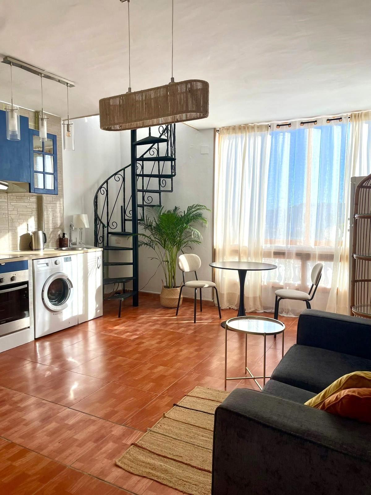 For sale - 2 Bedroom 1 Bathroom Penthouse in Torrevieja - Punta Prima  - Alicante