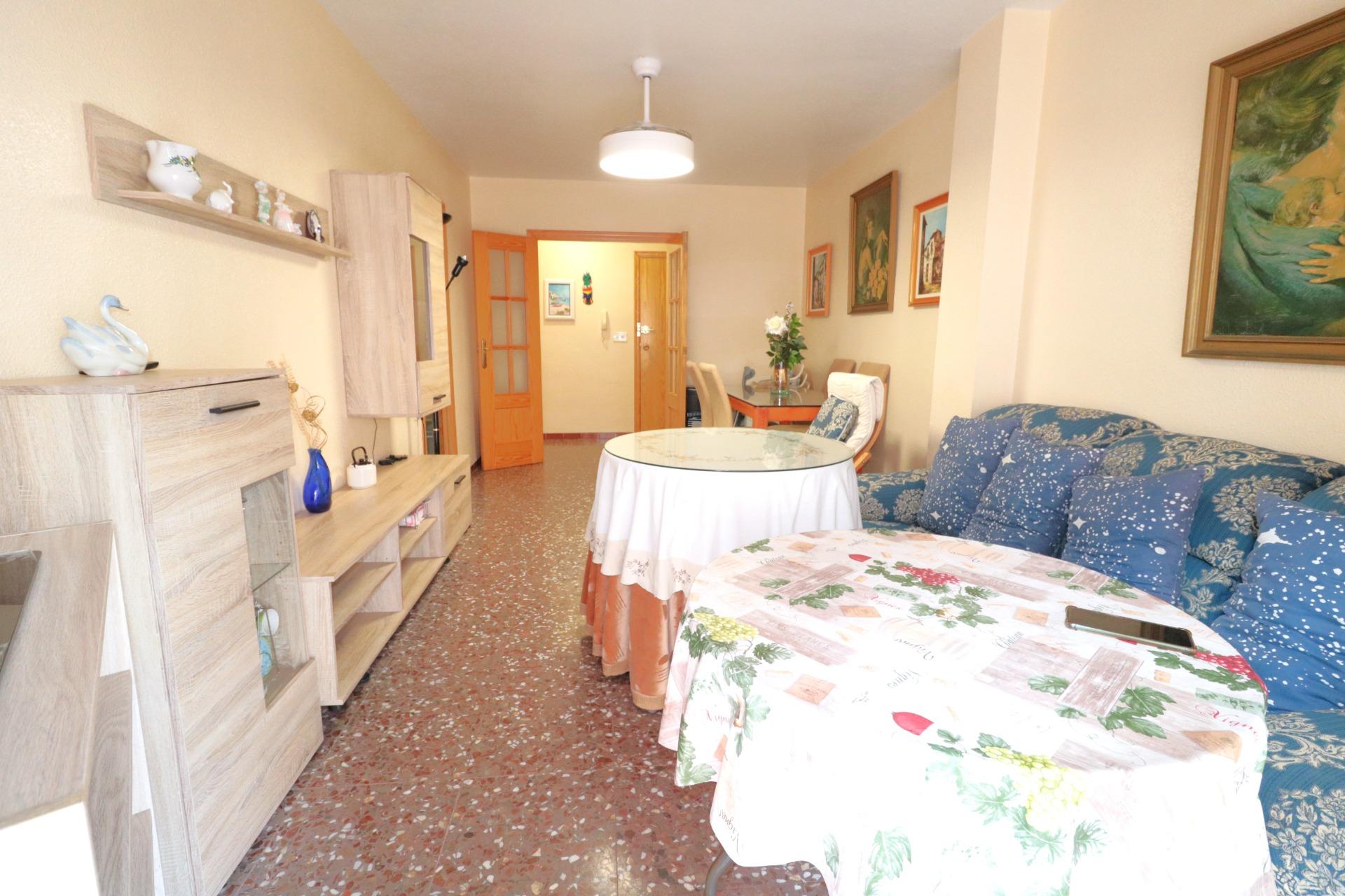 For sale - 3 Bedroom 1 Bathroom Apartment in Torrevieja - Acequion  - Alicante