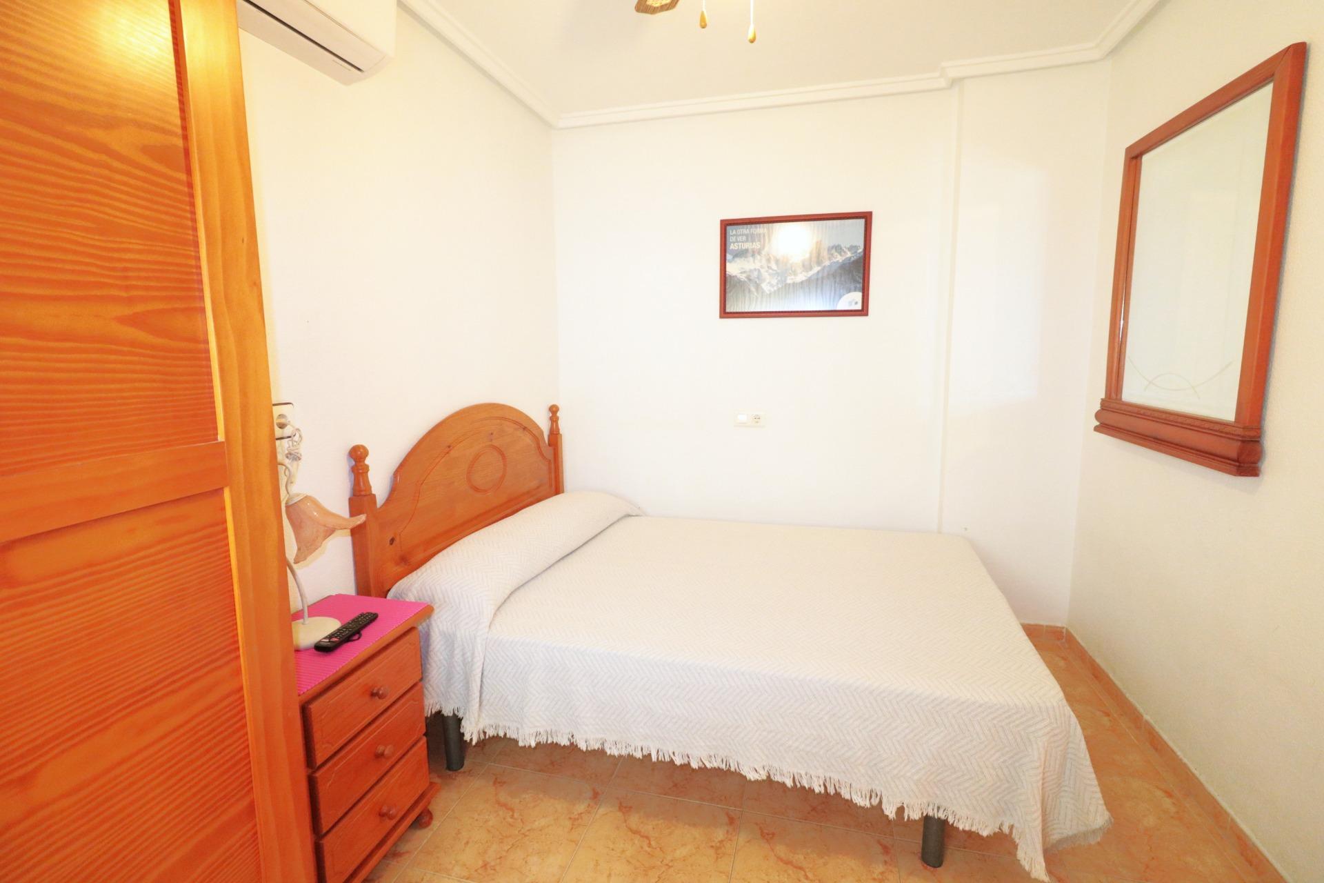 For sale - 2 Bedroom 1 Bathroom Bungalow in Torrevieja - El Limonar  - Alicante