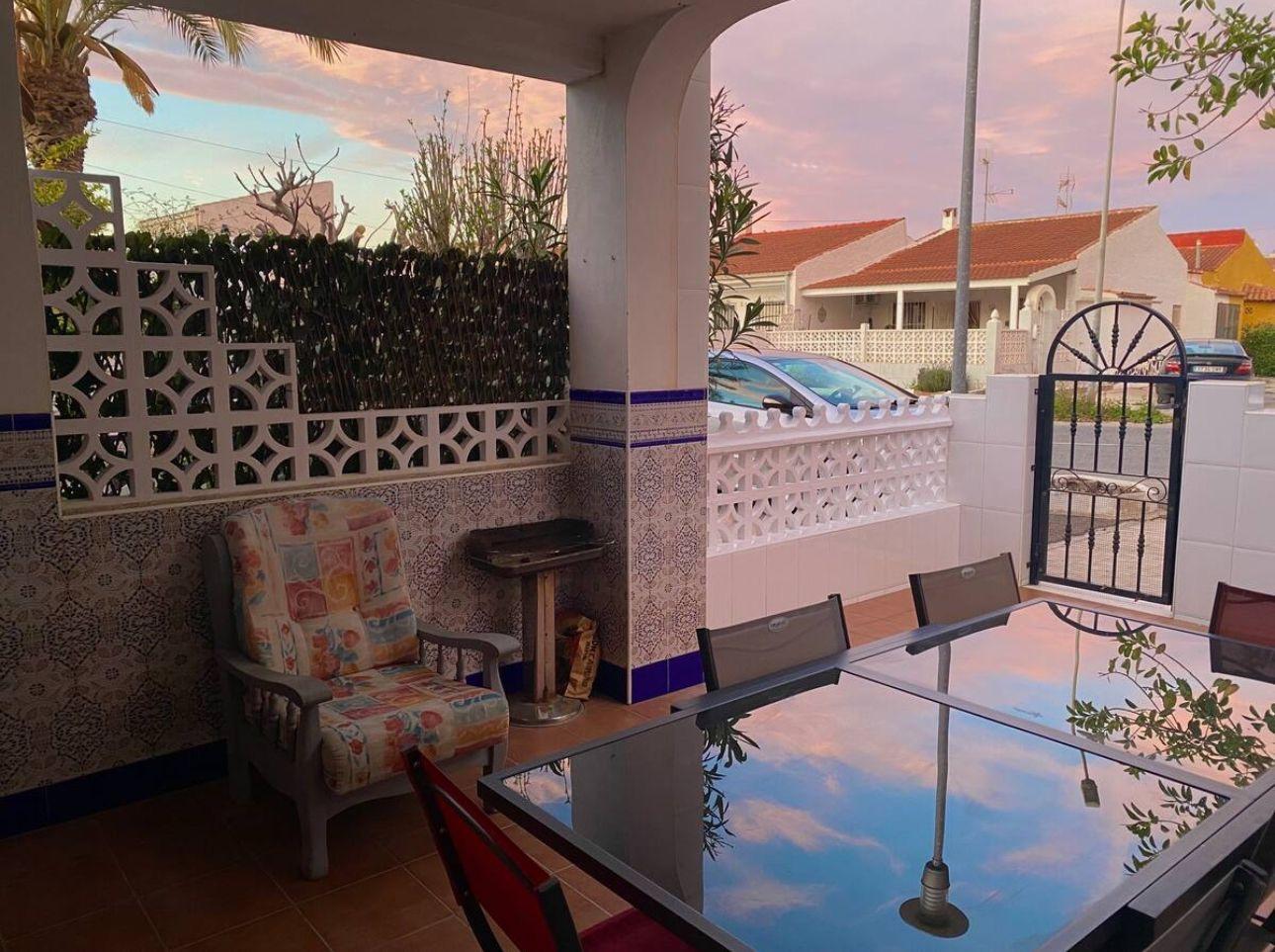 For sale - 2 Bedroom 1 Bathroom Town House in Torrevieja - La Siesta - El Salado - Torreta  - Alicante