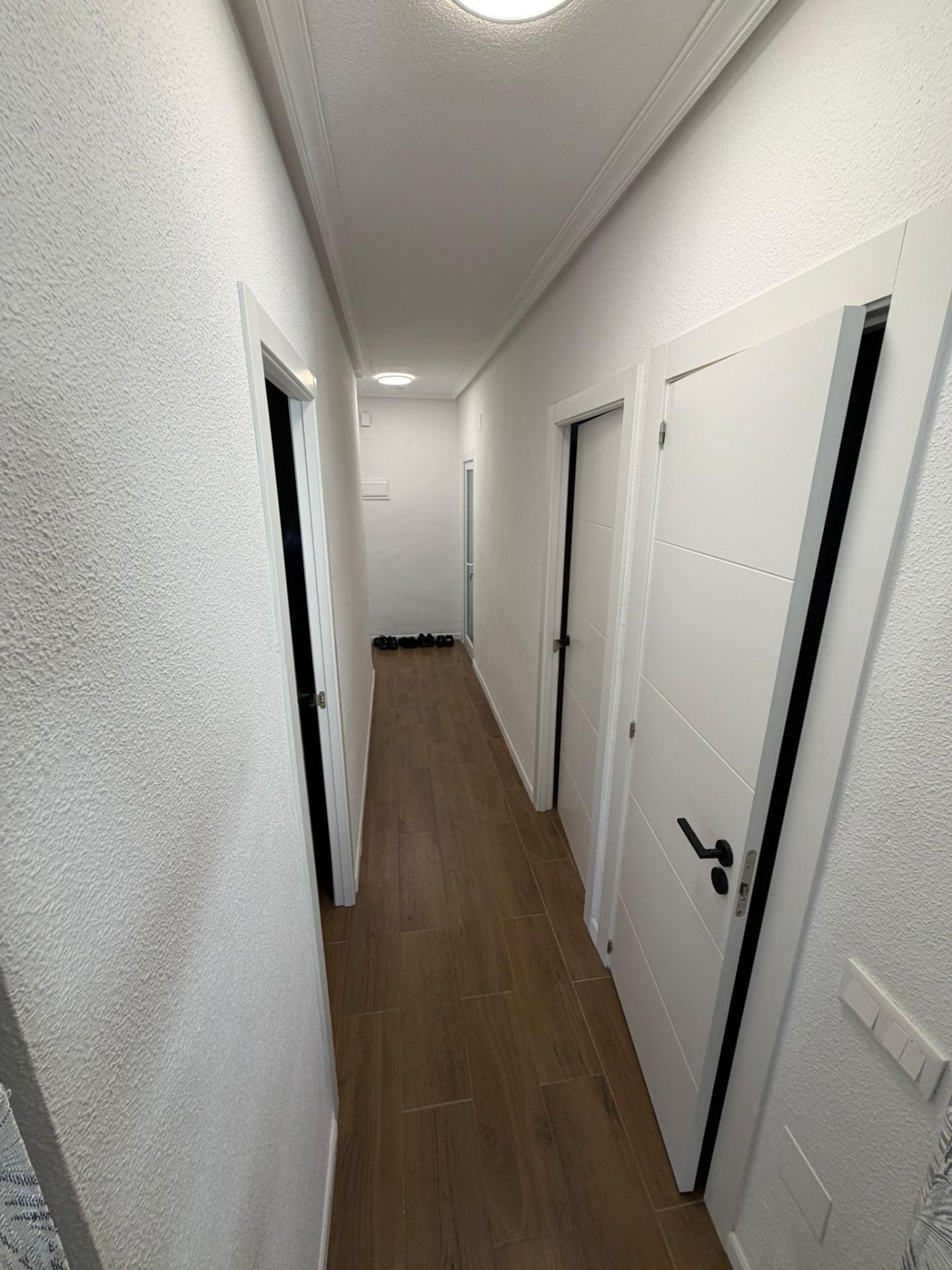 For sale - 2 Bedroom 1 Bathroom Apartment in Torrevieja - Punta Prima  - Alicante