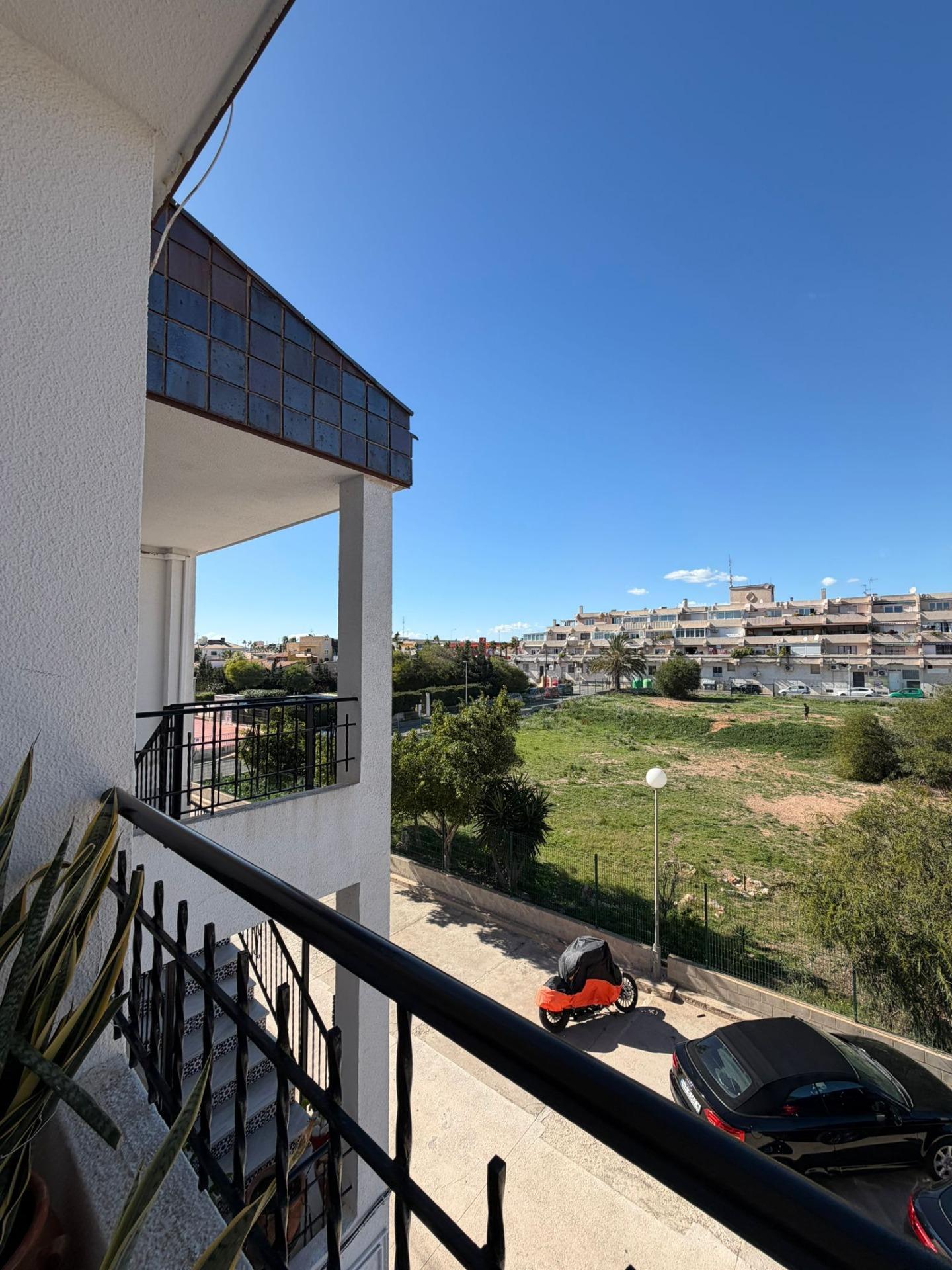 For sale - 2 Bedroom 1 Bathroom Apartment in Torrevieja - Punta Prima  - Alicante