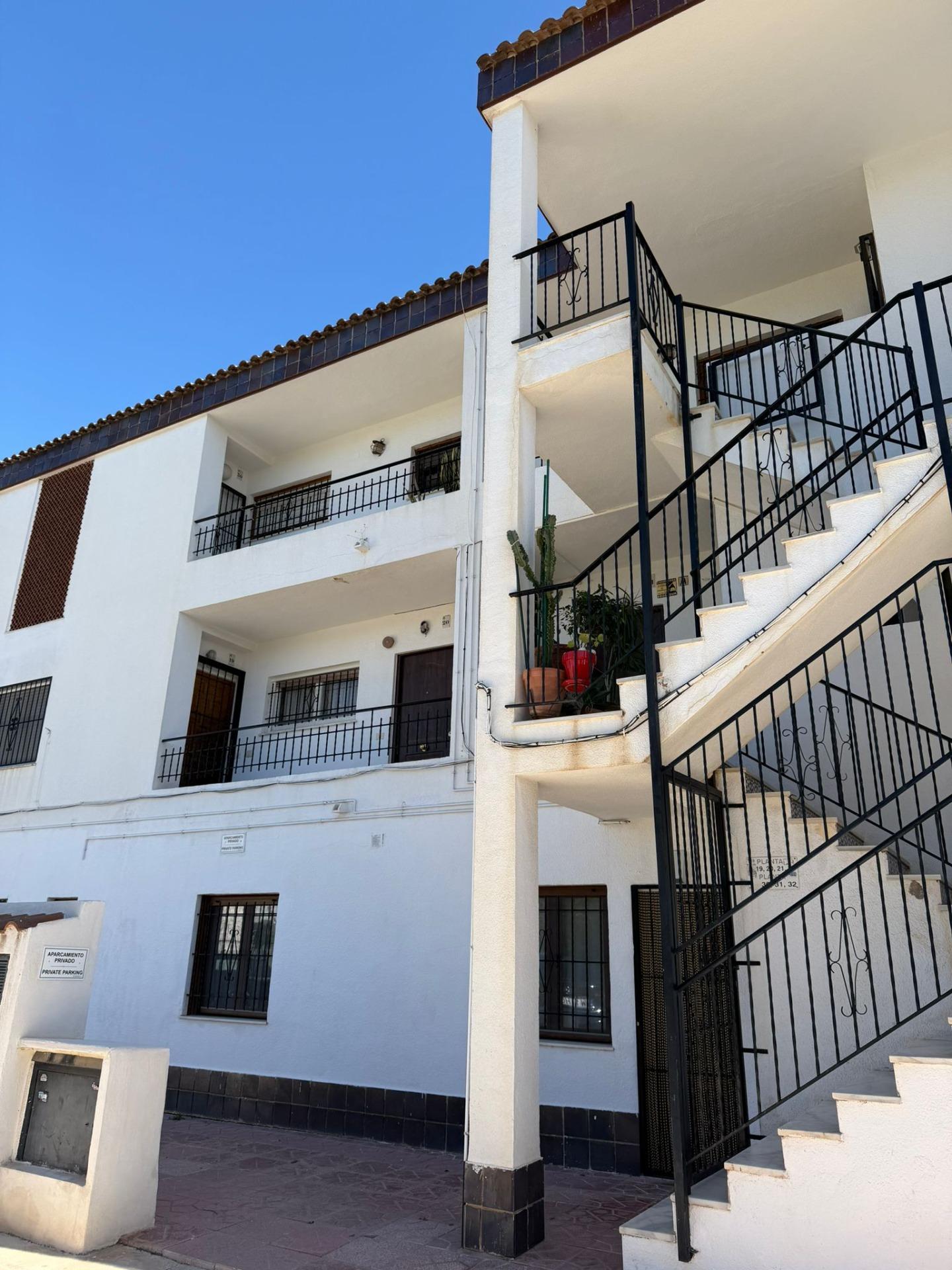 For sale - 2 Bedroom 1 Bathroom Apartment in Torrevieja - Punta Prima  - Alicante