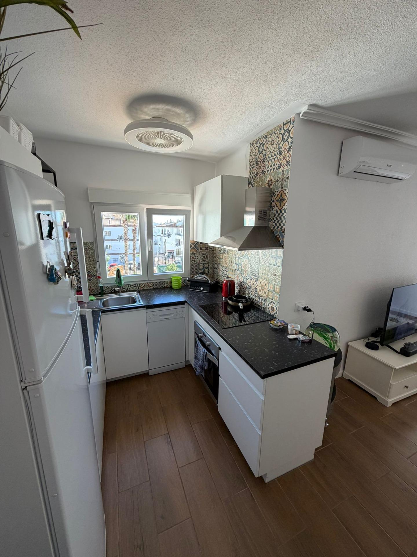 For sale - 2 Bedroom 1 Bathroom Apartment in Torrevieja - Punta Prima  - Alicante