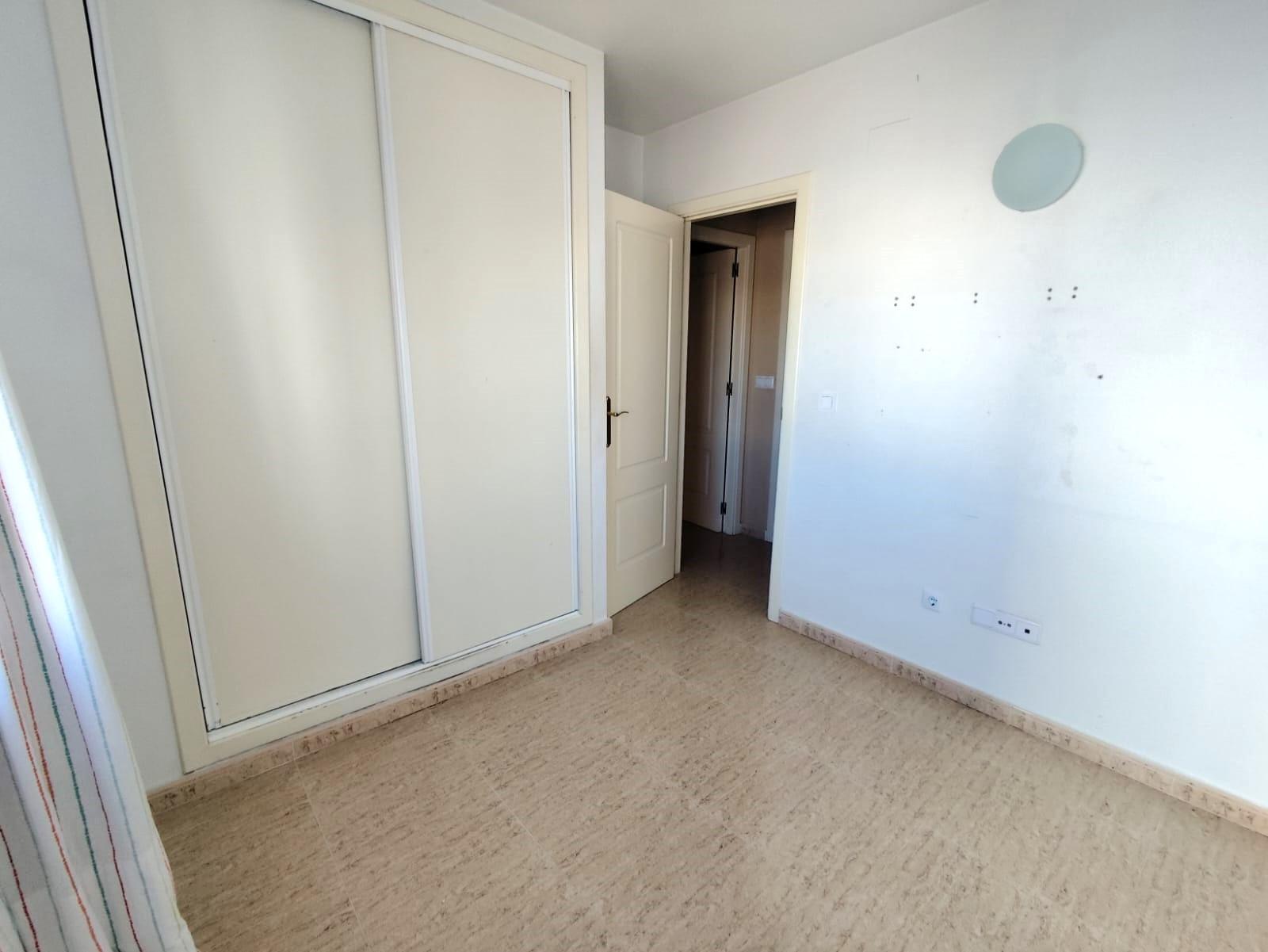 For sale - 2 Bedroom 1 Bathroom Apartment in Torrevieja - Centro  - Alicante