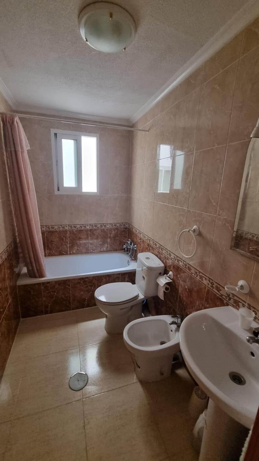 For sale - 2 Bedroom 1 Bathroom Apartment in Torrevieja - Torrevieja  - Alicante