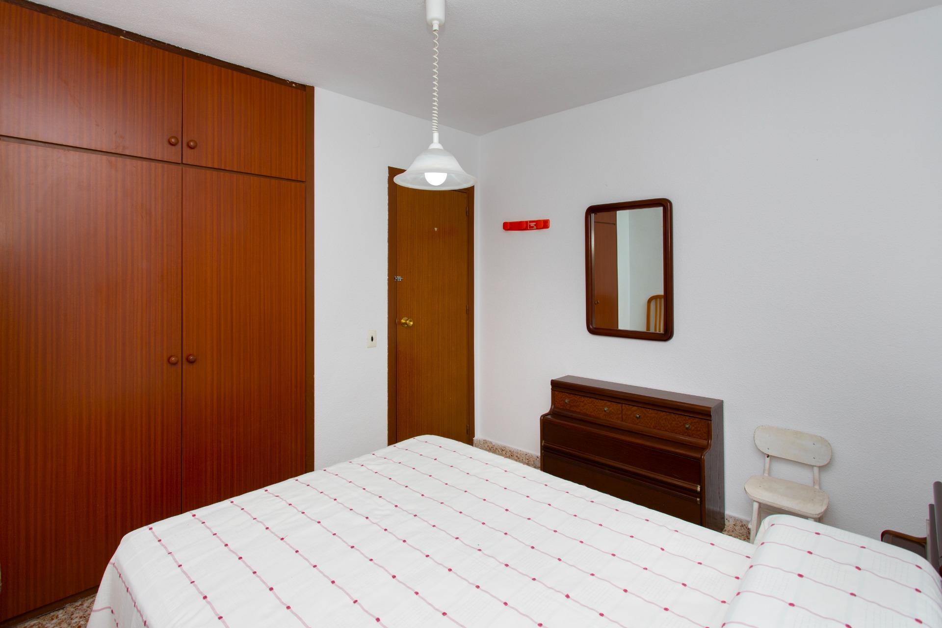 For sale - 3 Bedroom 2 Bathroom Penthouse in Torrevieja - Playa Del Cura  - Alicante