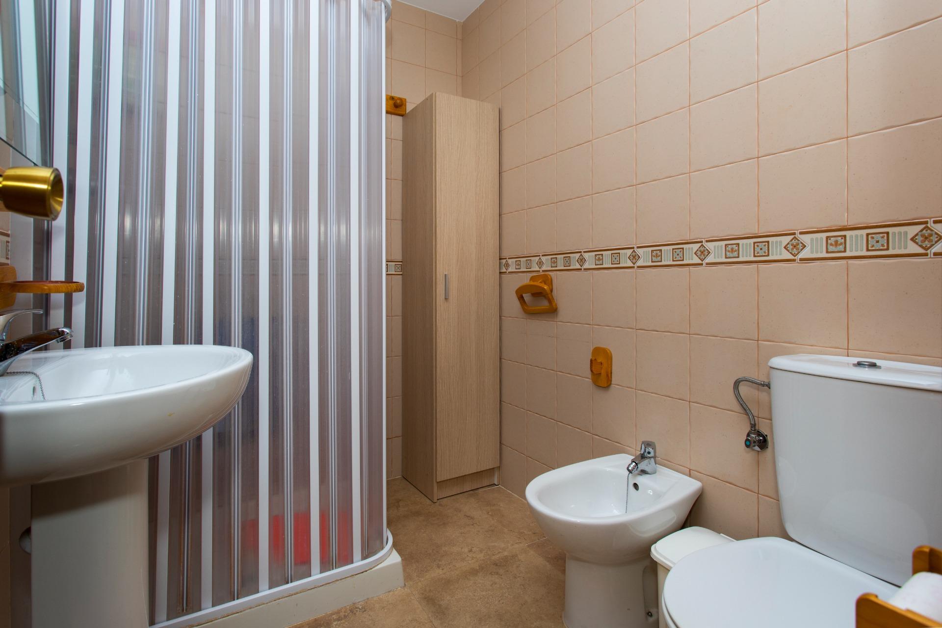 For sale - 3 Bedroom 2 Bathroom Penthouse in Torrevieja - Playa Del Cura  - Alicante