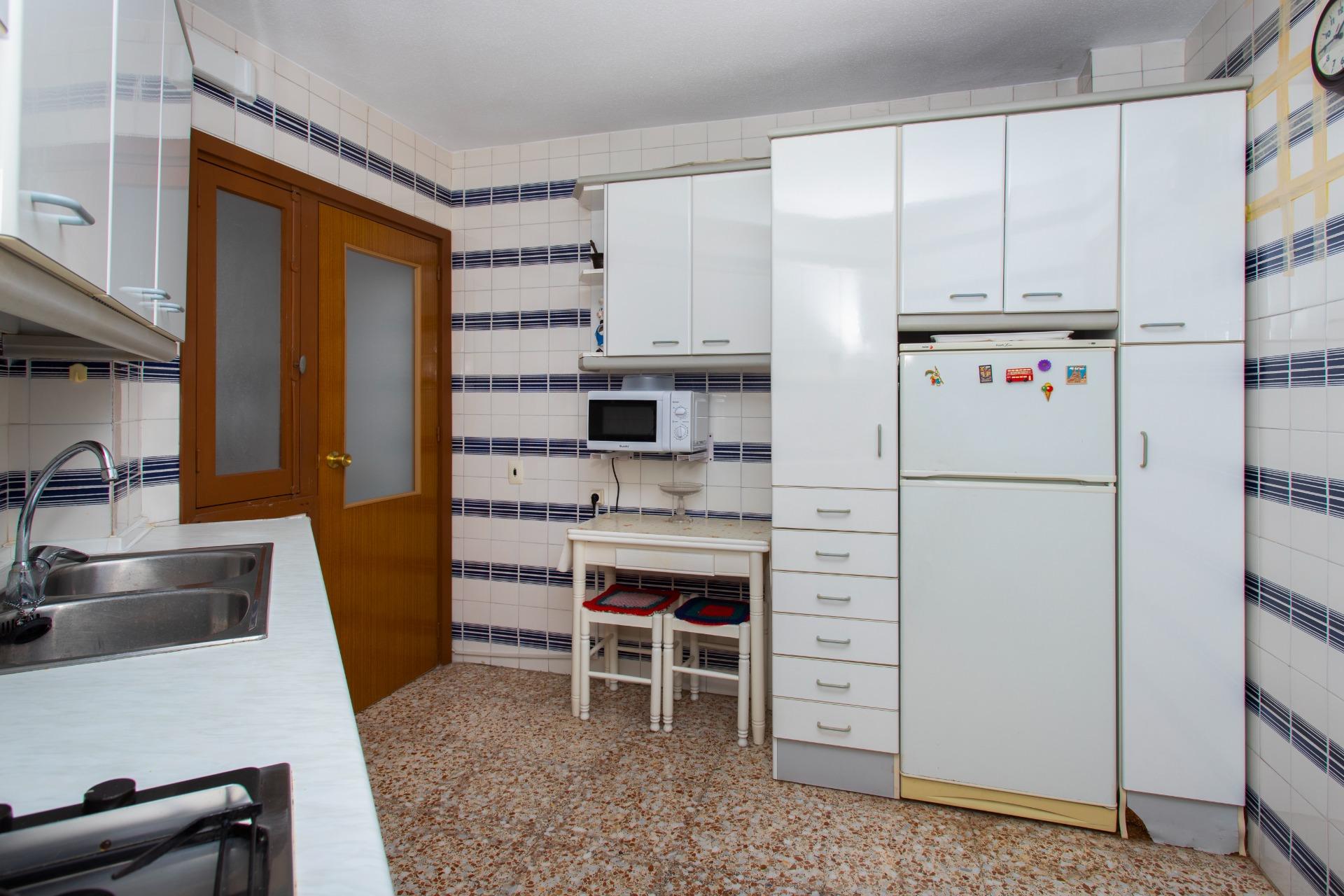 For sale - 3 Bedroom 2 Bathroom Penthouse in Torrevieja - Playa Del Cura  - Alicante