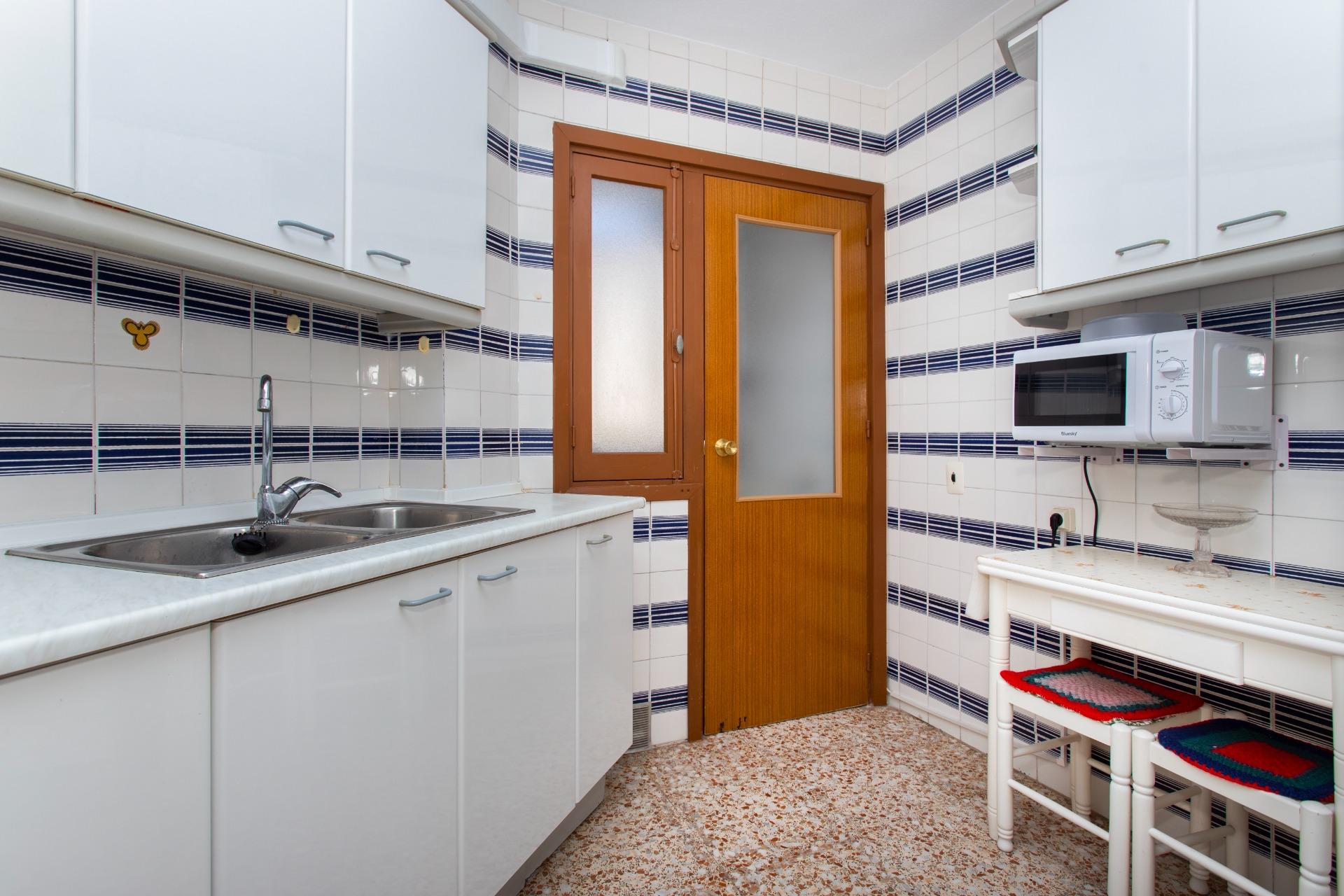 For sale - 3 Bedroom 2 Bathroom Penthouse in Torrevieja - Playa Del Cura  - Alicante