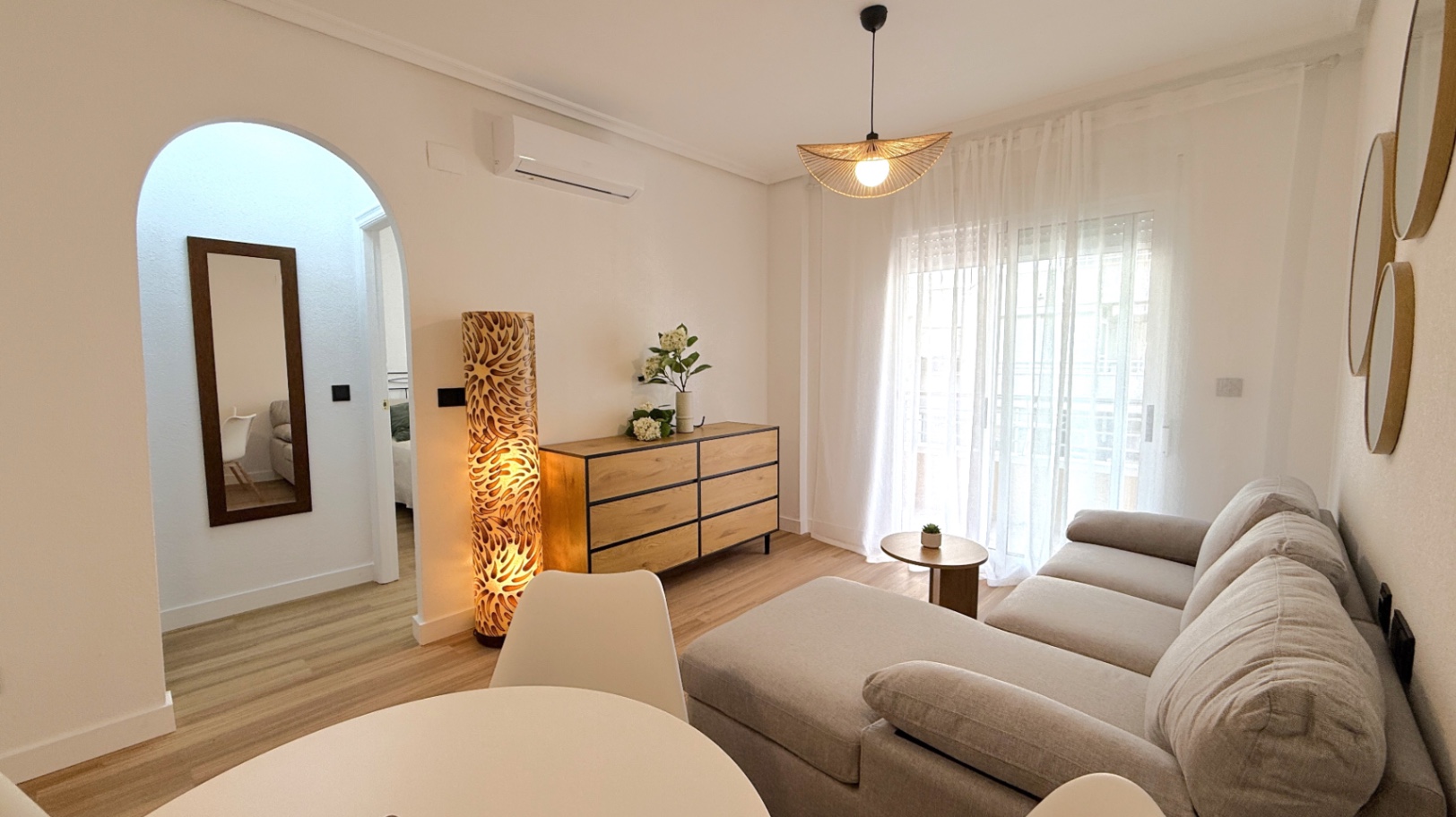 For sale - 2 Bedroom 1 Bathroom Apartment in Torrevieja - Costa Blanca  - Alicante
