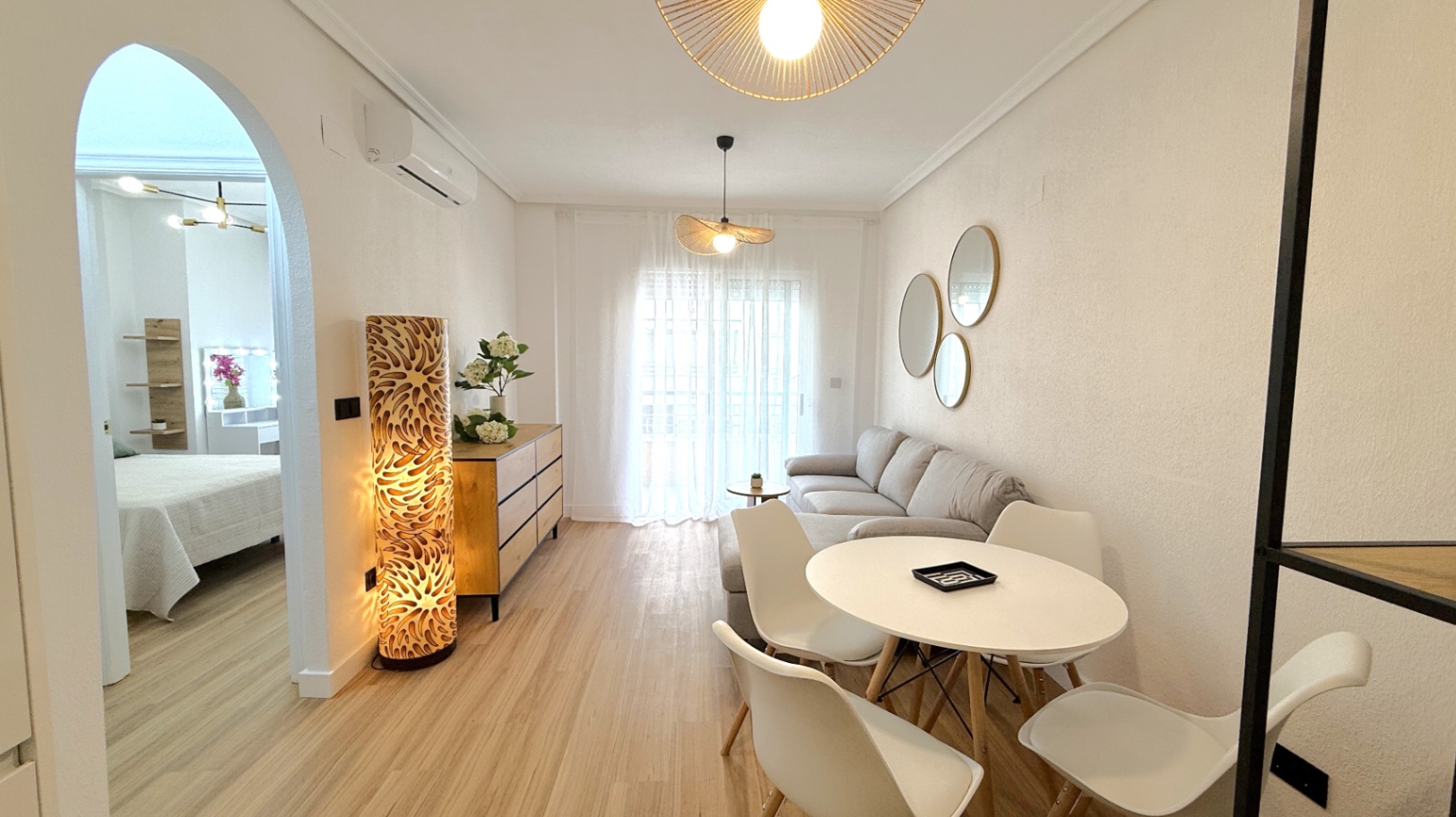 For sale - 2 Bedroom 1 Bathroom Apartment in Torrevieja - Costa Blanca  - Alicante