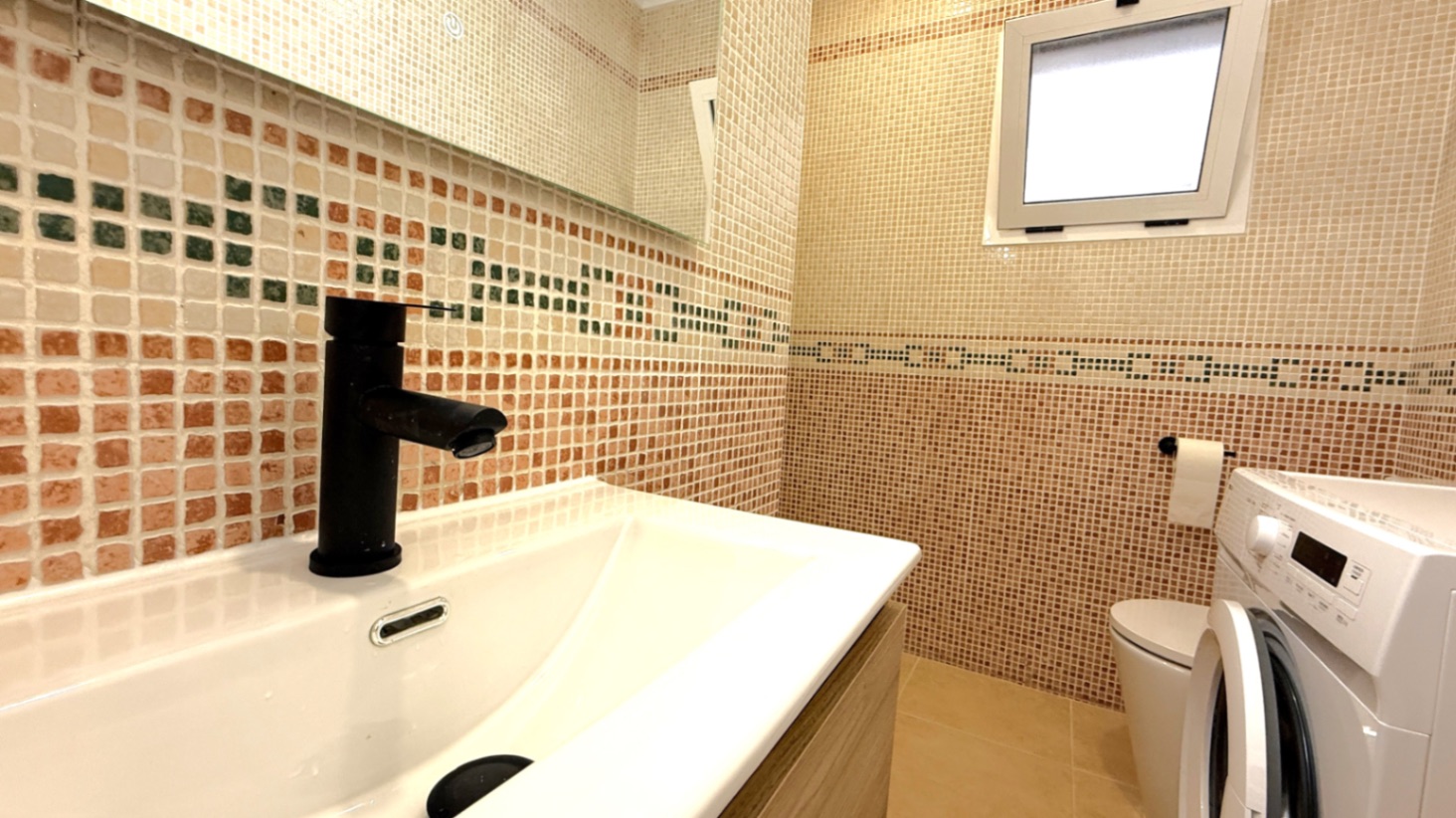For sale - 2 Bedroom 1 Bathroom Apartment in Torrevieja - Costa Blanca  - Alicante