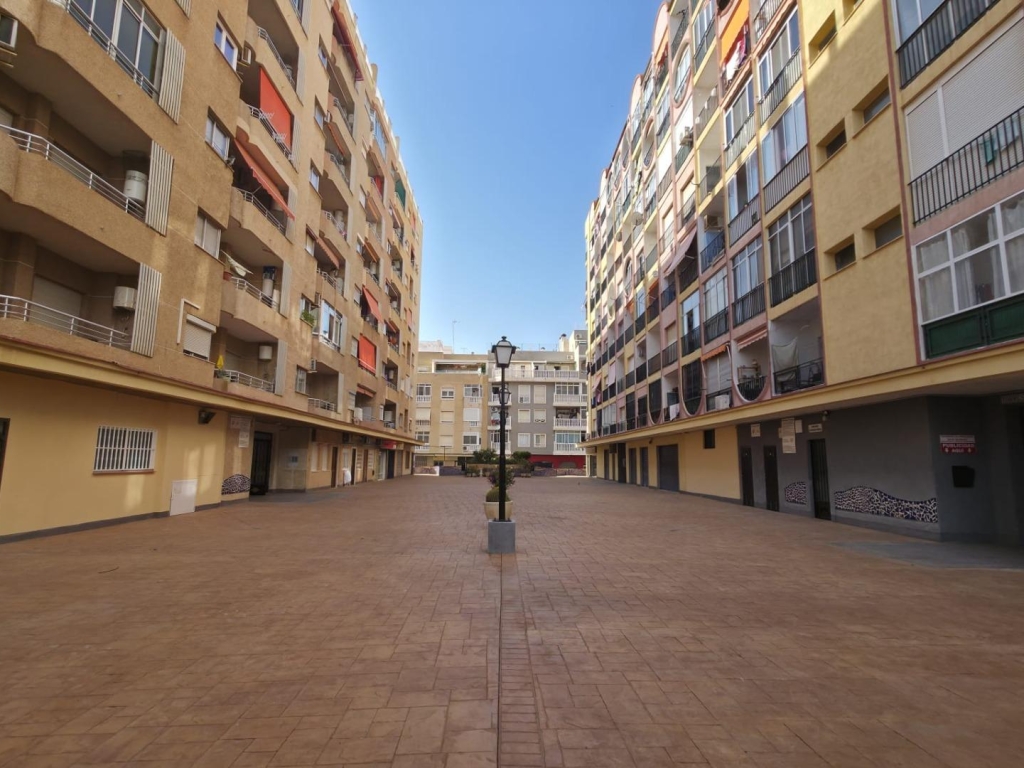 3 Bedroom 1 Bathroom Apartment in Torrevieja