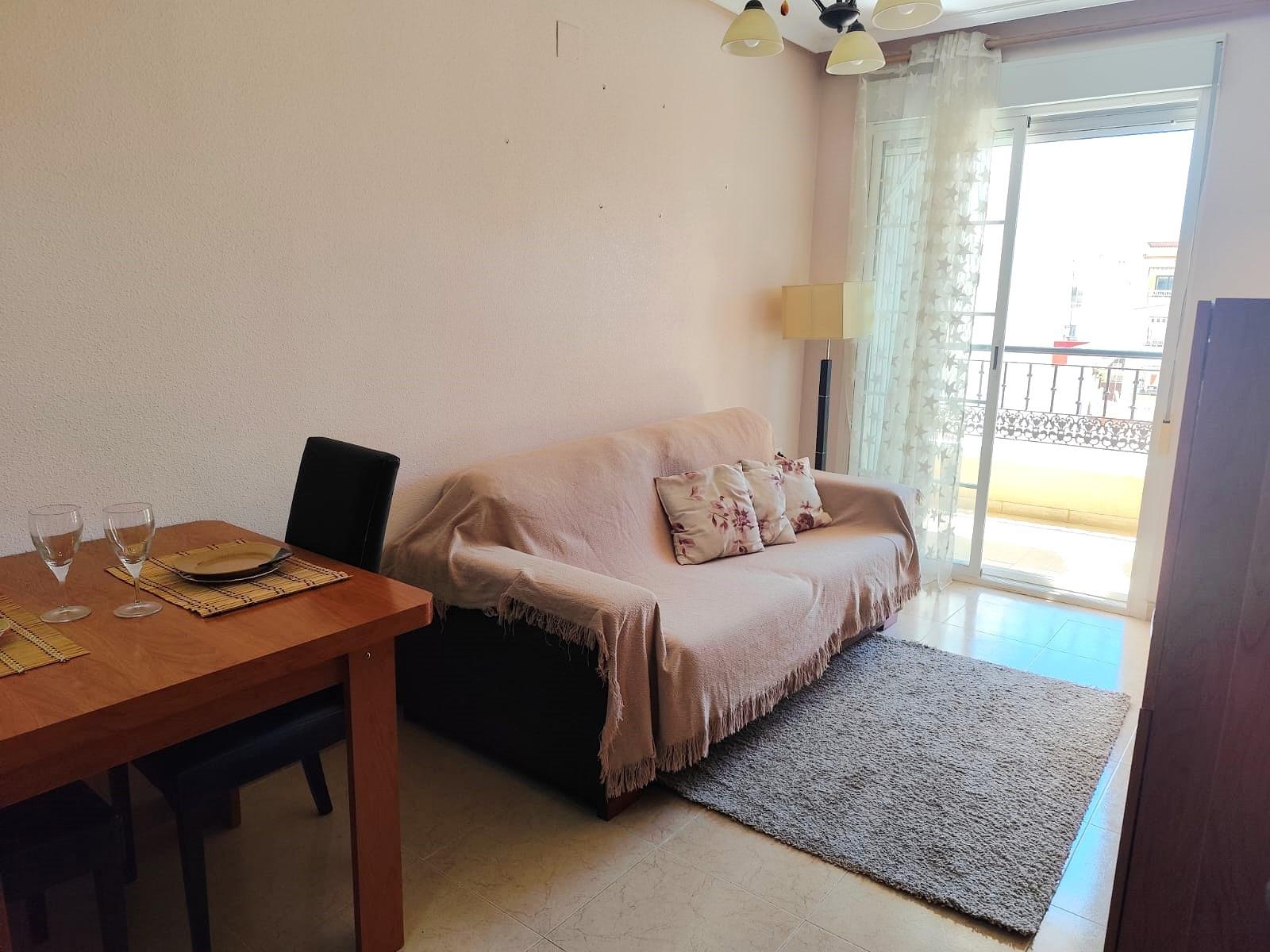 For sale - 2 Bedroom 1 Bathroom Apartment in Torrevieja - Centro  - Alicante