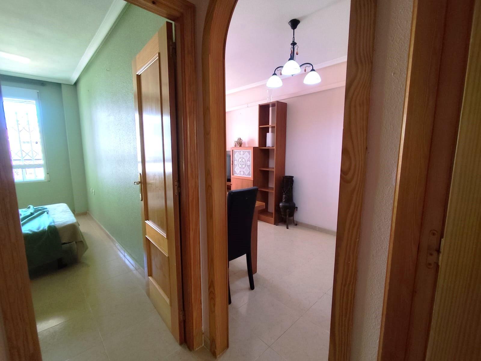 For sale - 2 Bedroom 1 Bathroom Apartment in Torrevieja - Centro  - Alicante