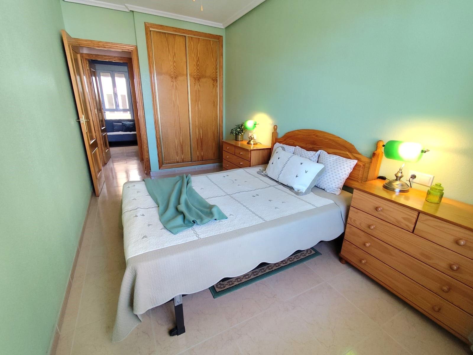 For sale - 2 Bedroom 1 Bathroom Apartment in Torrevieja - Centro  - Alicante