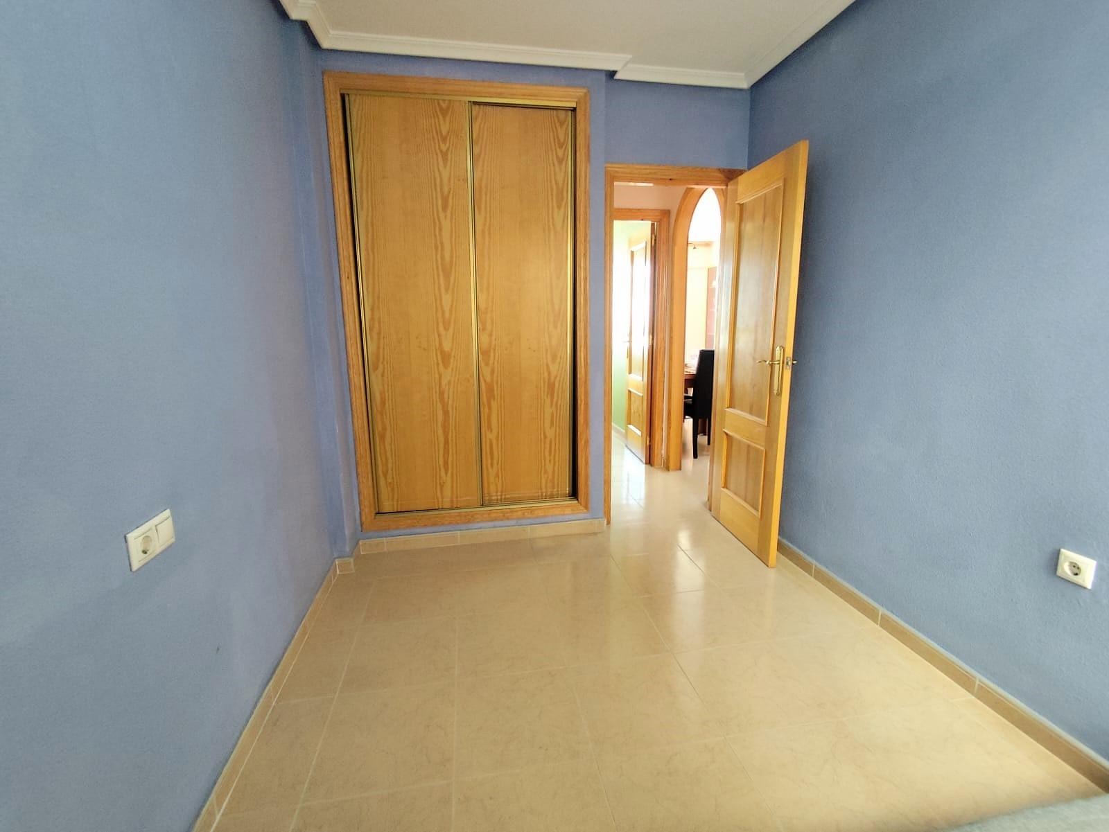 For sale - 2 Bedroom 1 Bathroom Apartment in Torrevieja - Centro  - Alicante