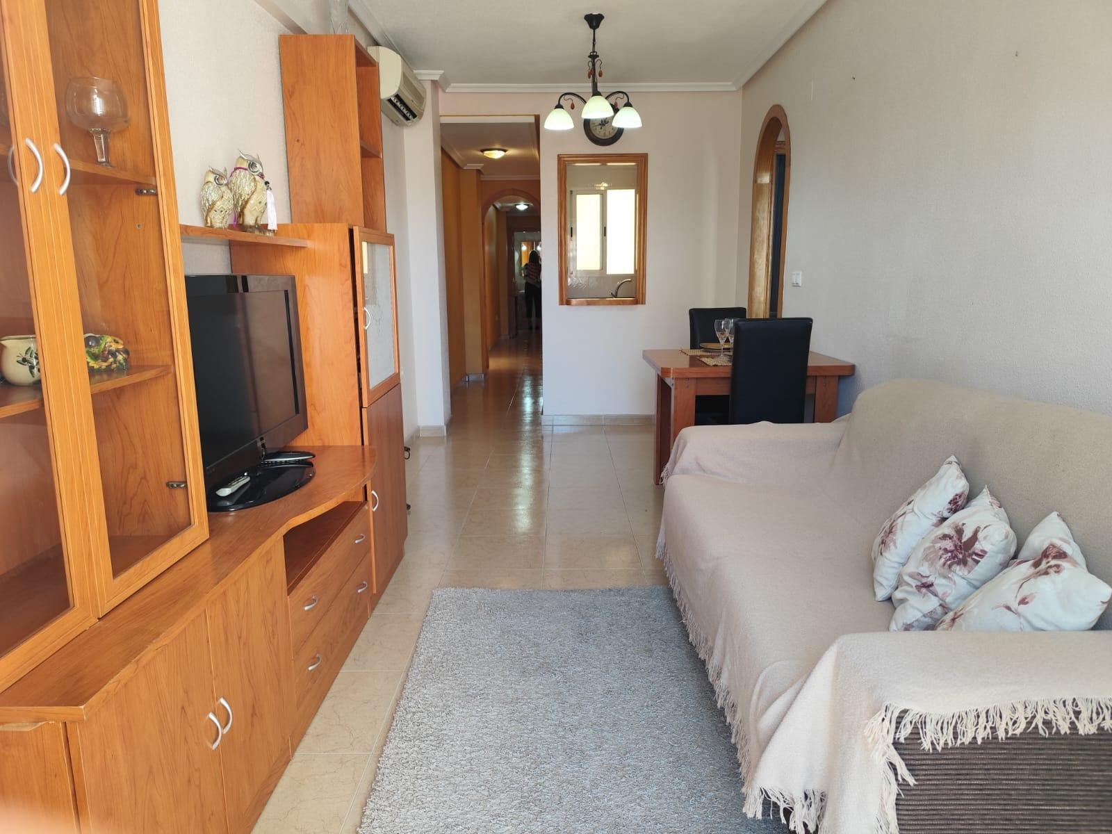 For sale - 2 Bedroom 1 Bathroom Apartment in Torrevieja - Centro  - Alicante