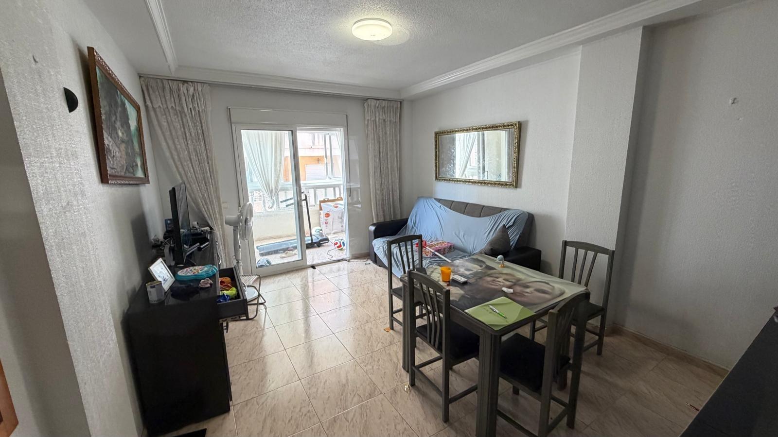 For sale - 2 Bedroom 2 Bathroom Apartment in Torrevieja - Playa Del Cura  - Alicante