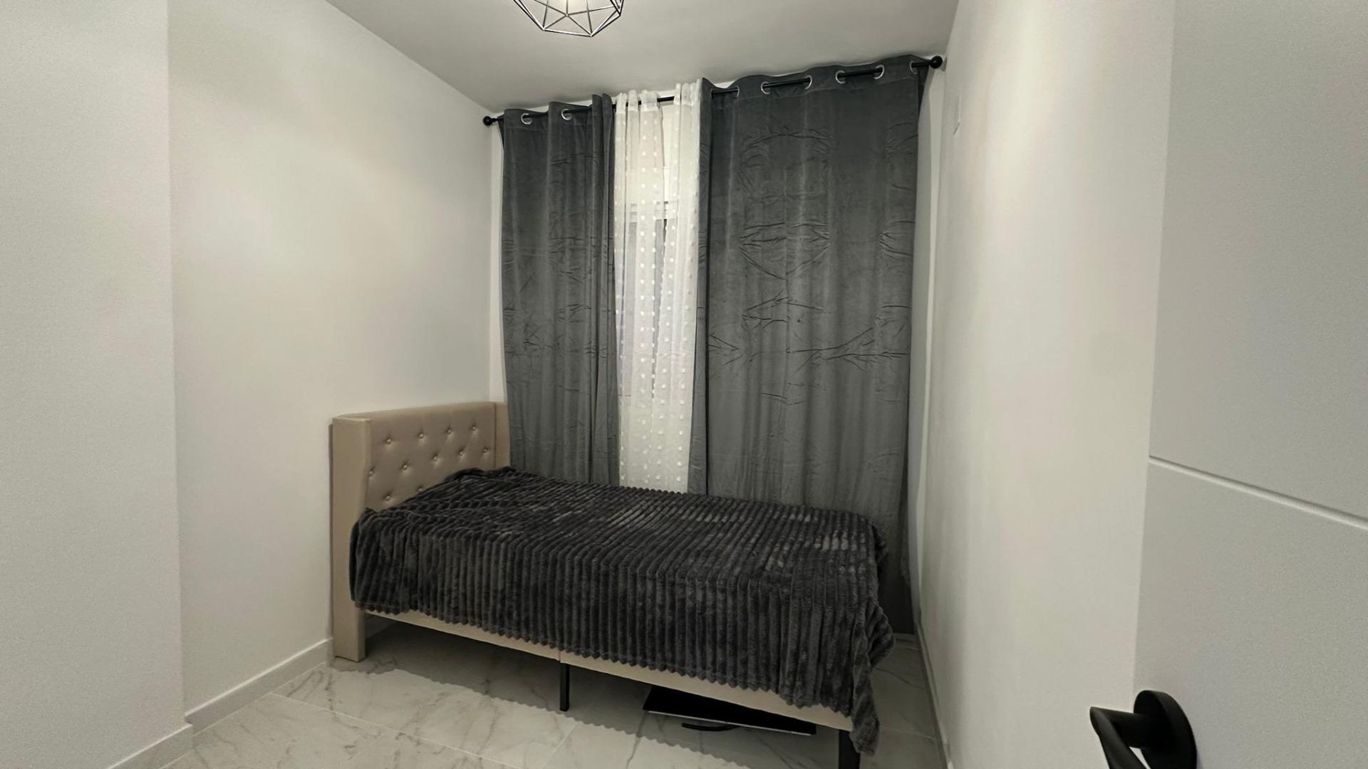 For sale - 2 Bedroom 1 Bathroom Apartment in Torrevieja - Torrevieja  - Alicante