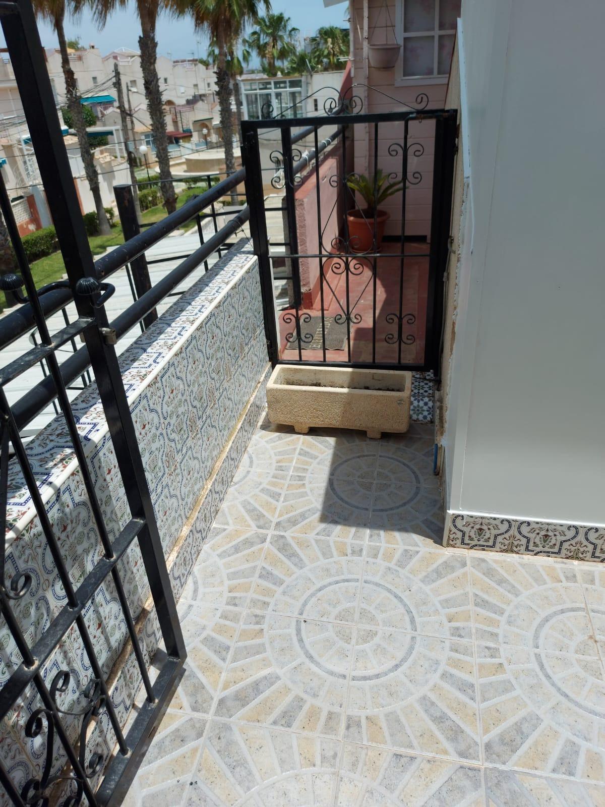 For sale - 3 Bedroom 1 Bathroom Bungalow in Torrevieja - Los Balcones  - Alicante