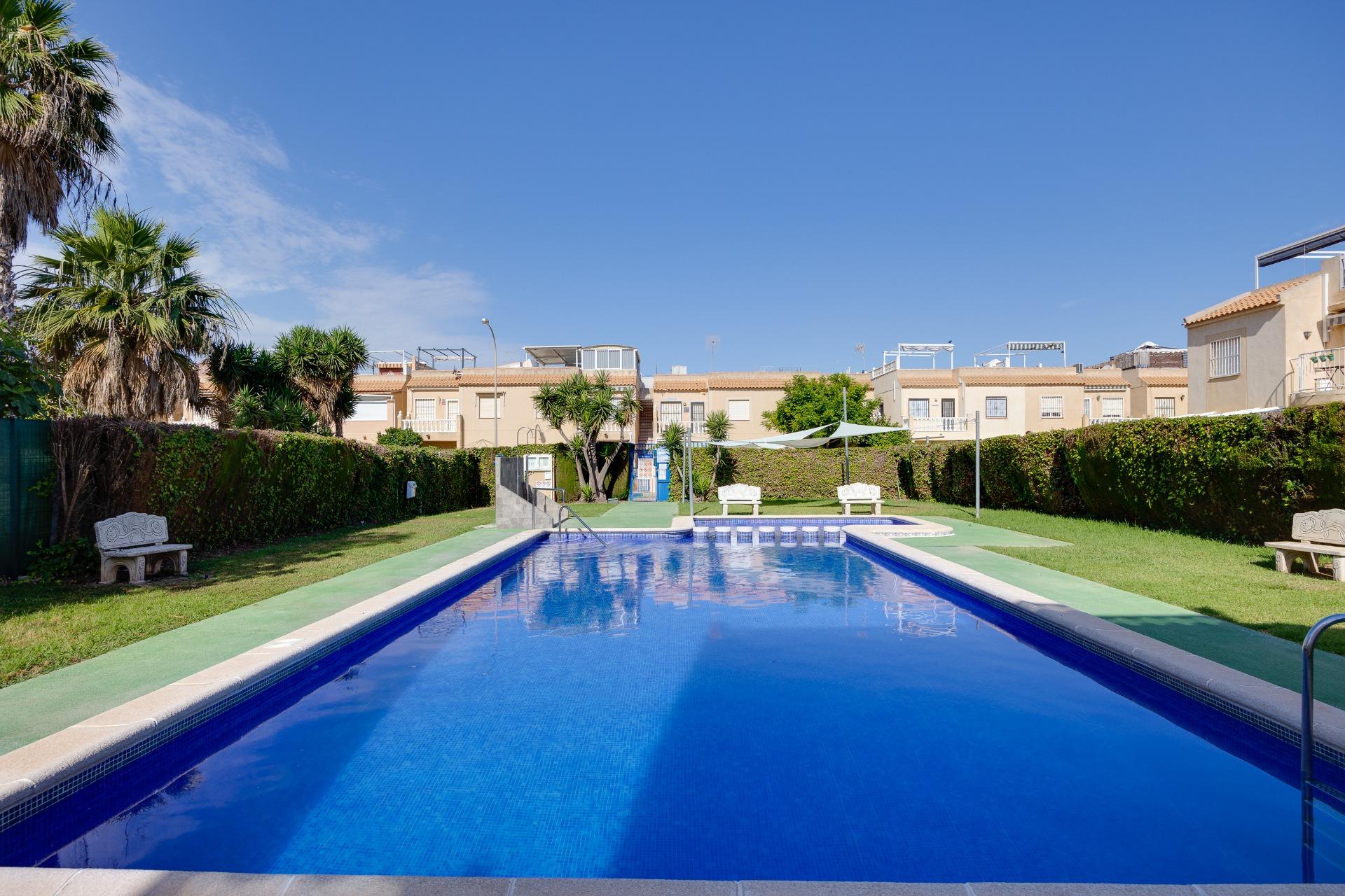 For sale - 2 Bedroom 1 Bathroom Bungalow in Torrevieja - El Chaparral  - Alicante