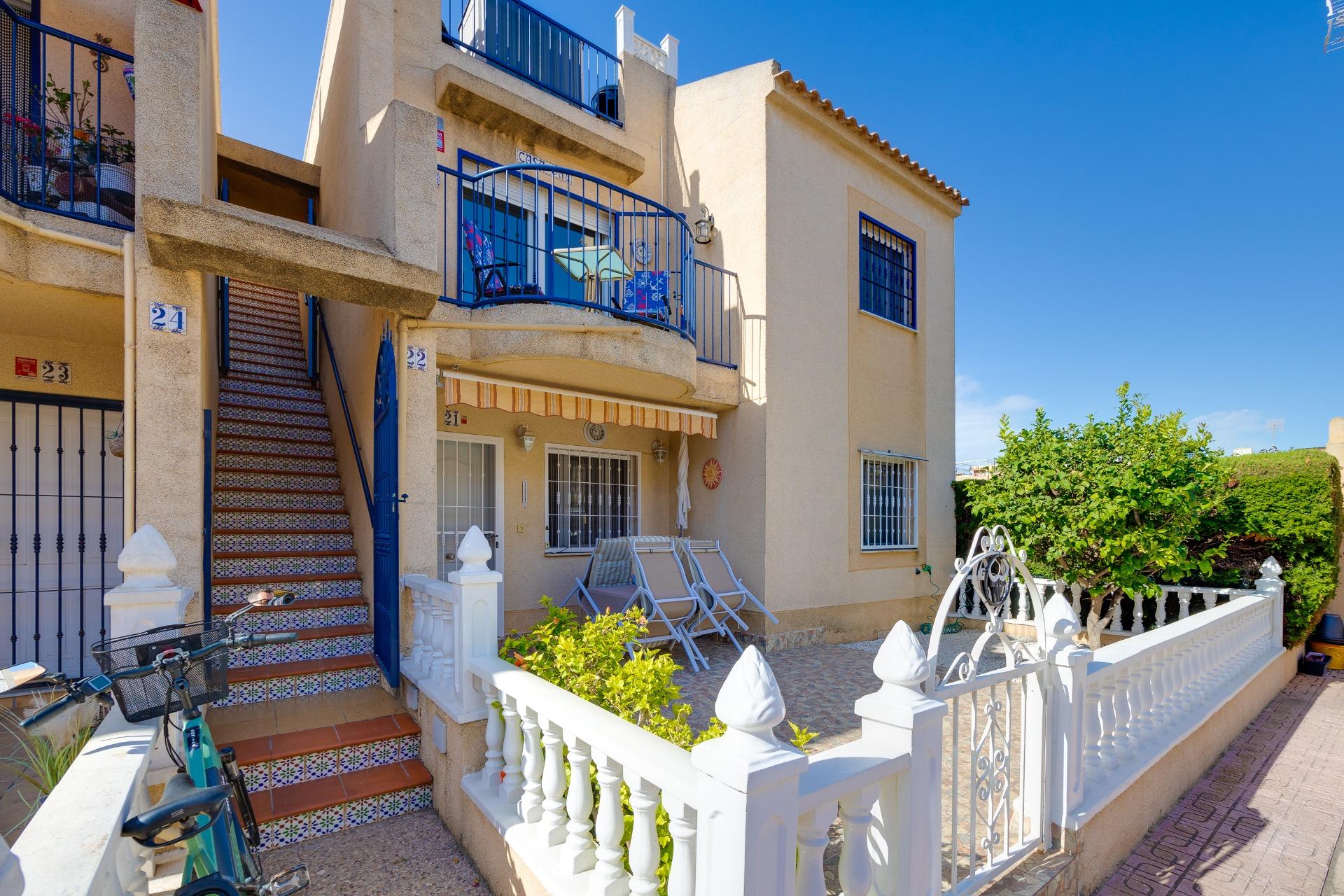 For sale - 2 Bedroom 1 Bathroom Bungalow in Torrevieja - El Chaparral  - Alicante