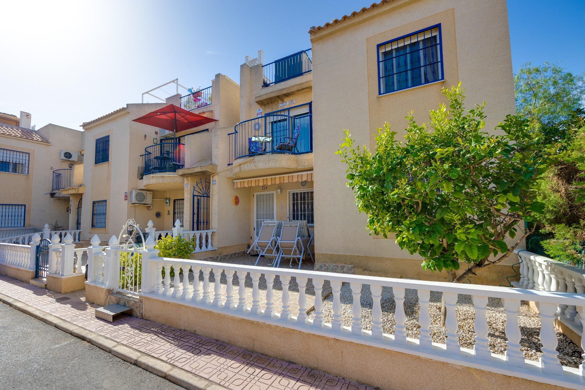 For sale - 2 Bedroom 1 Bathroom Bungalow in Torrevieja - El Chaparral  - Alicante