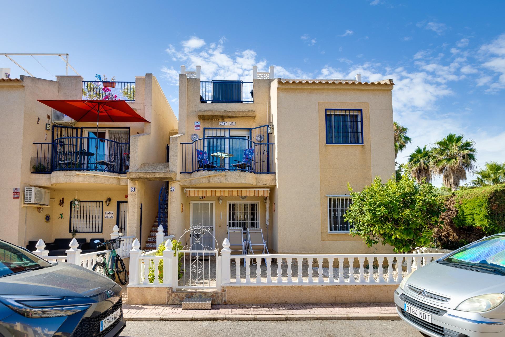 For sale - 2 Bedroom 1 Bathroom Bungalow in Torrevieja - El Chaparral  - Alicante