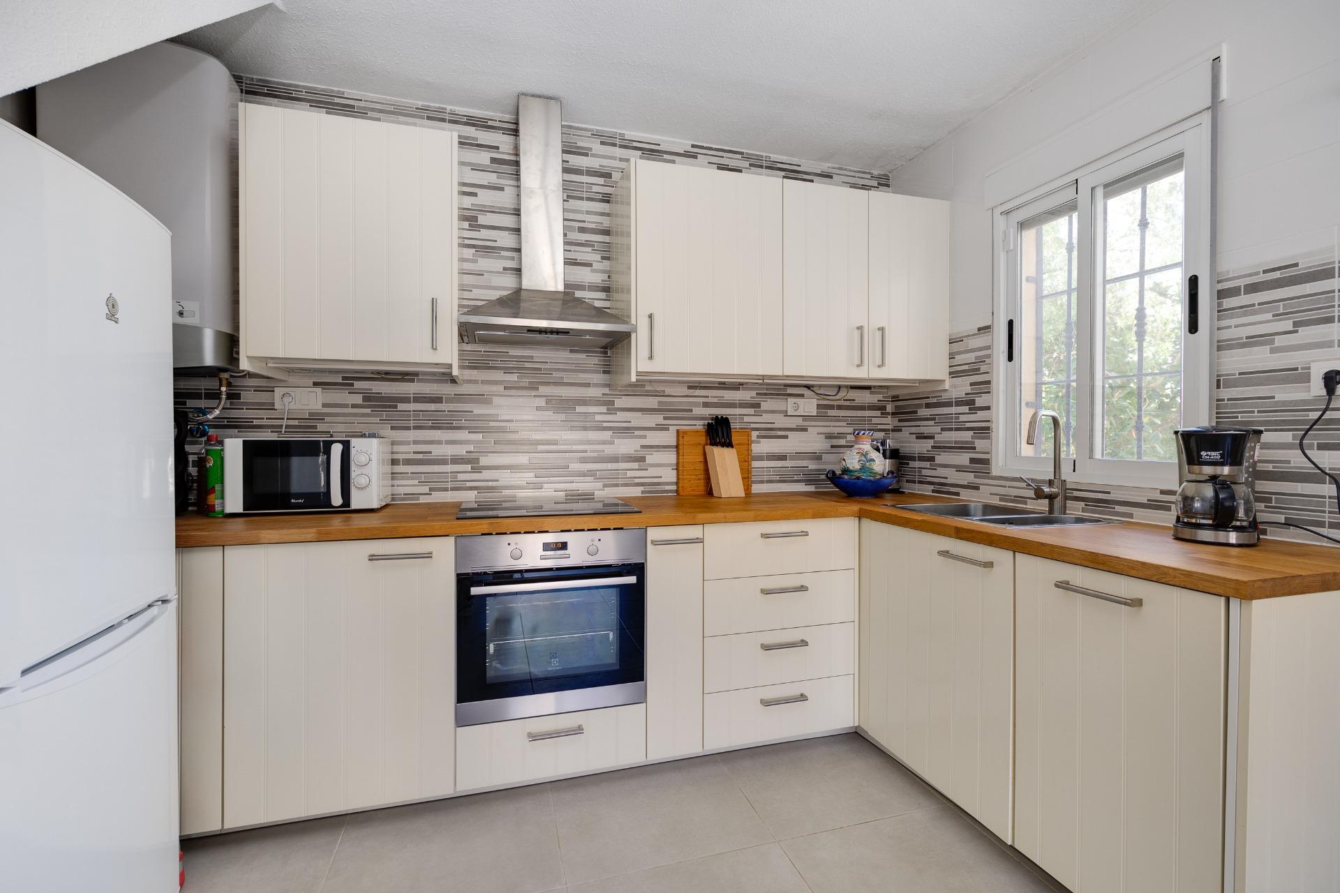 For sale - 2 Bedroom 1 Bathroom Bungalow in Torrevieja - El Chaparral  - Alicante