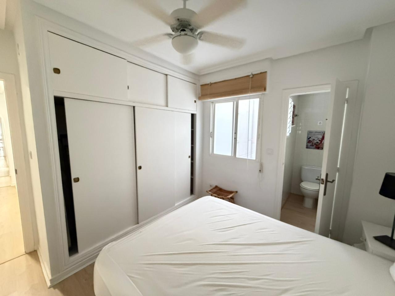 For sale - 2 Bedroom 1 Bathroom Apartment in Torrevieja - Playa Del Cura  - Alicante