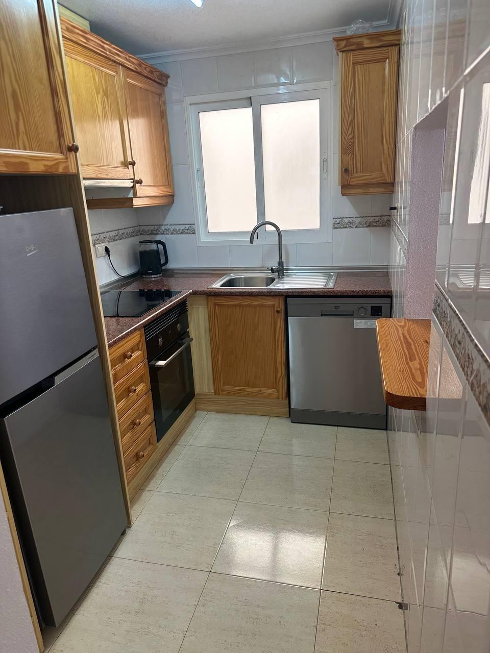 For sale - 2 Bedroom 2 Bathroom Apartment in Torrevieja - Centro  - Alicante
