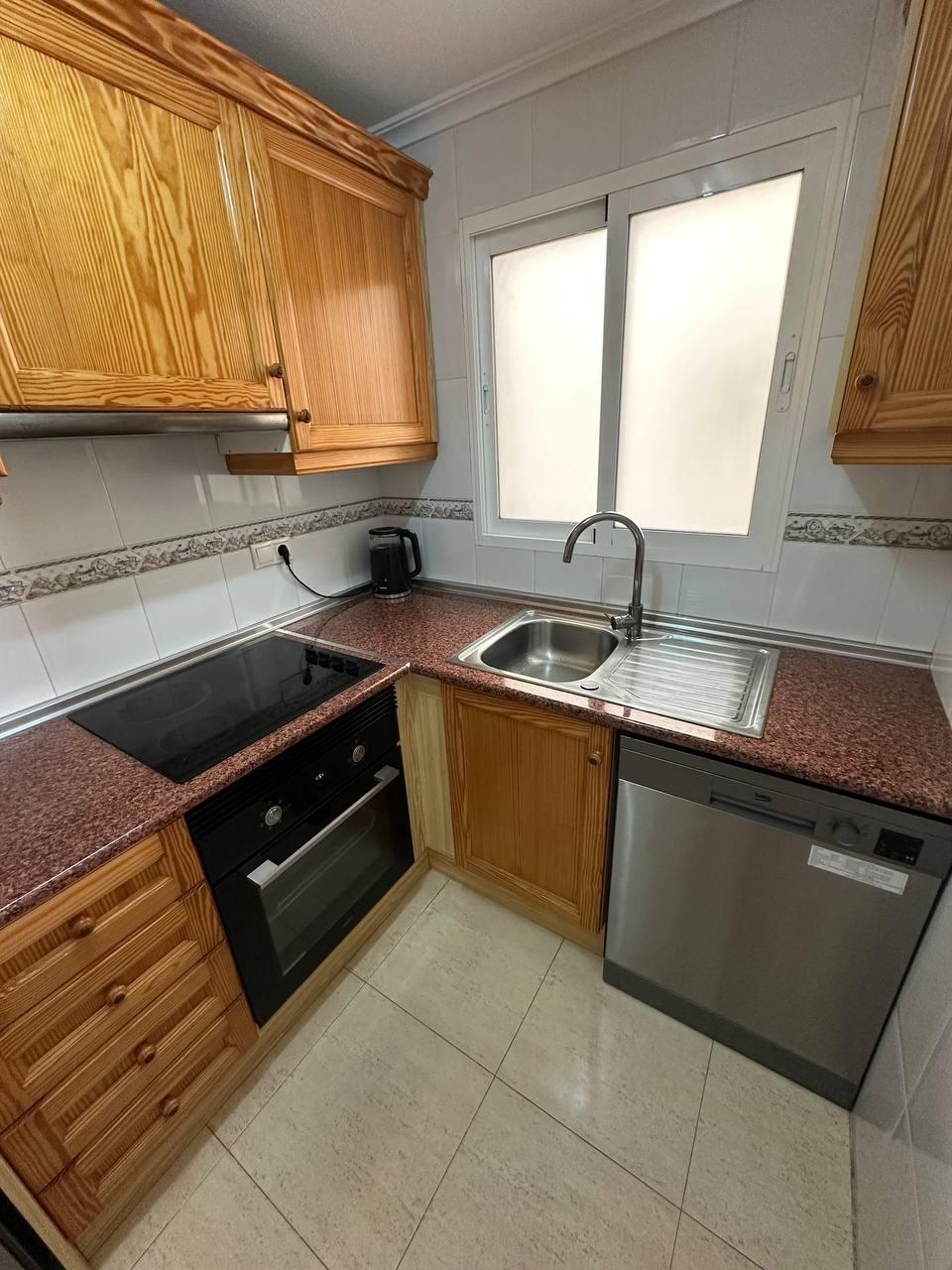 For sale - 2 Bedroom 2 Bathroom Apartment in Torrevieja - Centro  - Alicante