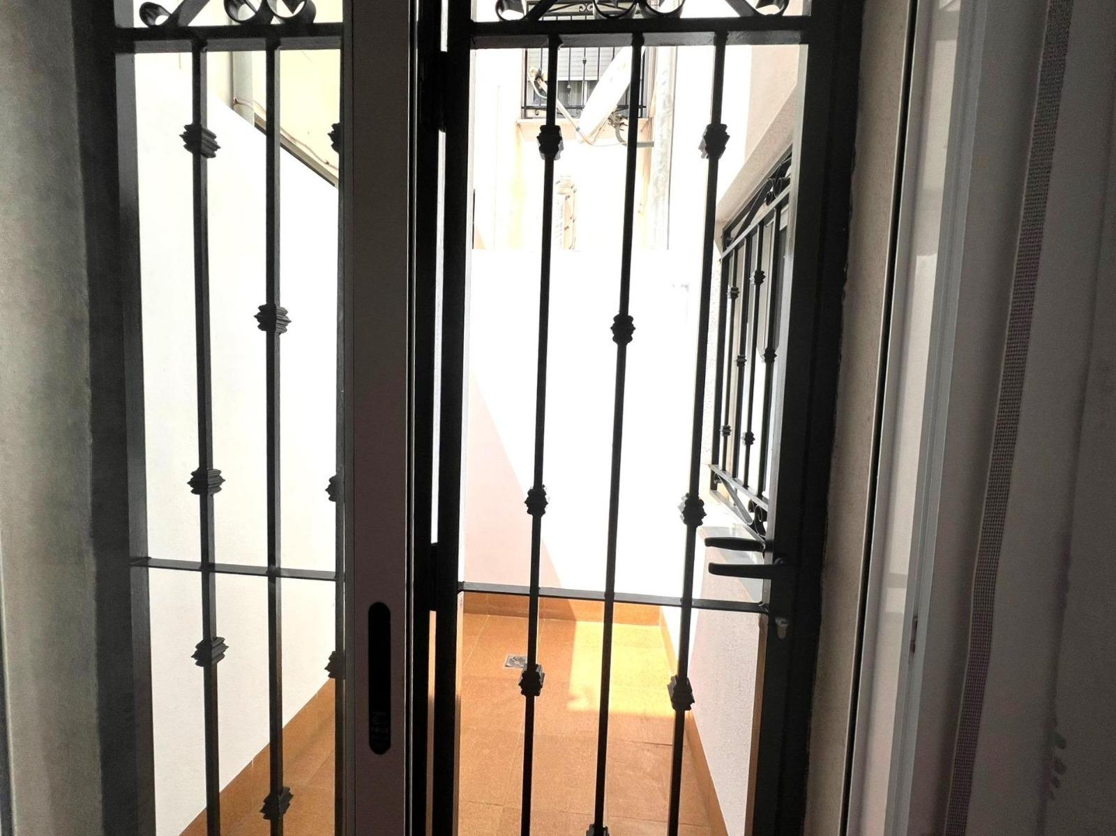 For sale - 2 Bedroom 1 Bathroom Bungalow in Torrevieja - Los Balcones - Los Altos Del Edén  - Alicante