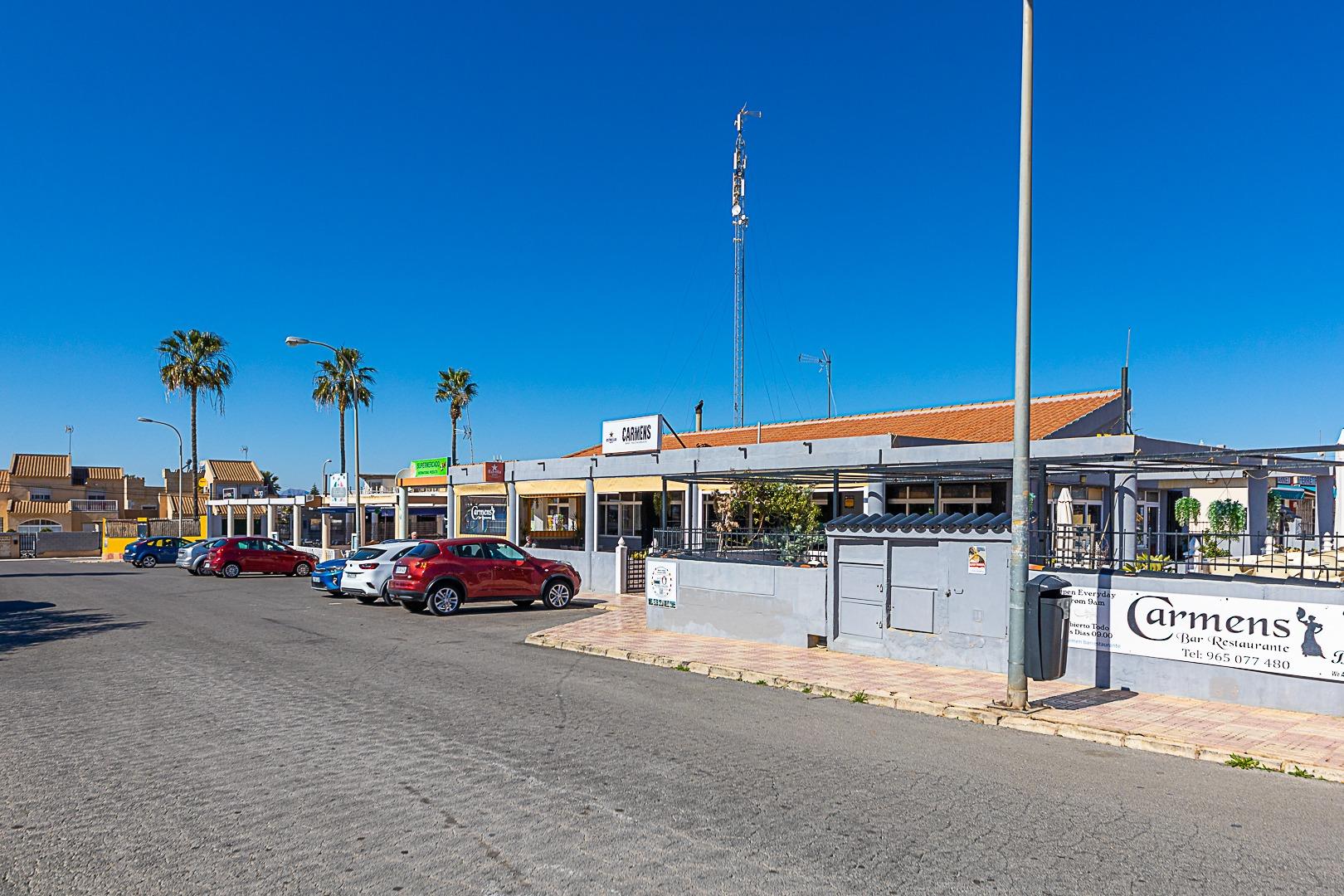 For sale - 2 Bedroom 1 Bathroom Bungalow in Torrevieja - La Siesta - El Salado - Torreta  - Alicante