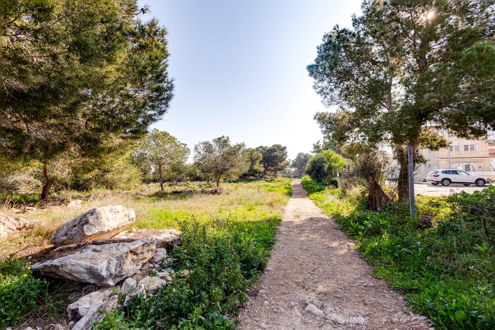 For sale - 2 Bedroom 1 Bathroom Bungalow in Torrevieja - La Siesta - El Salado - Torreta  - Alicante