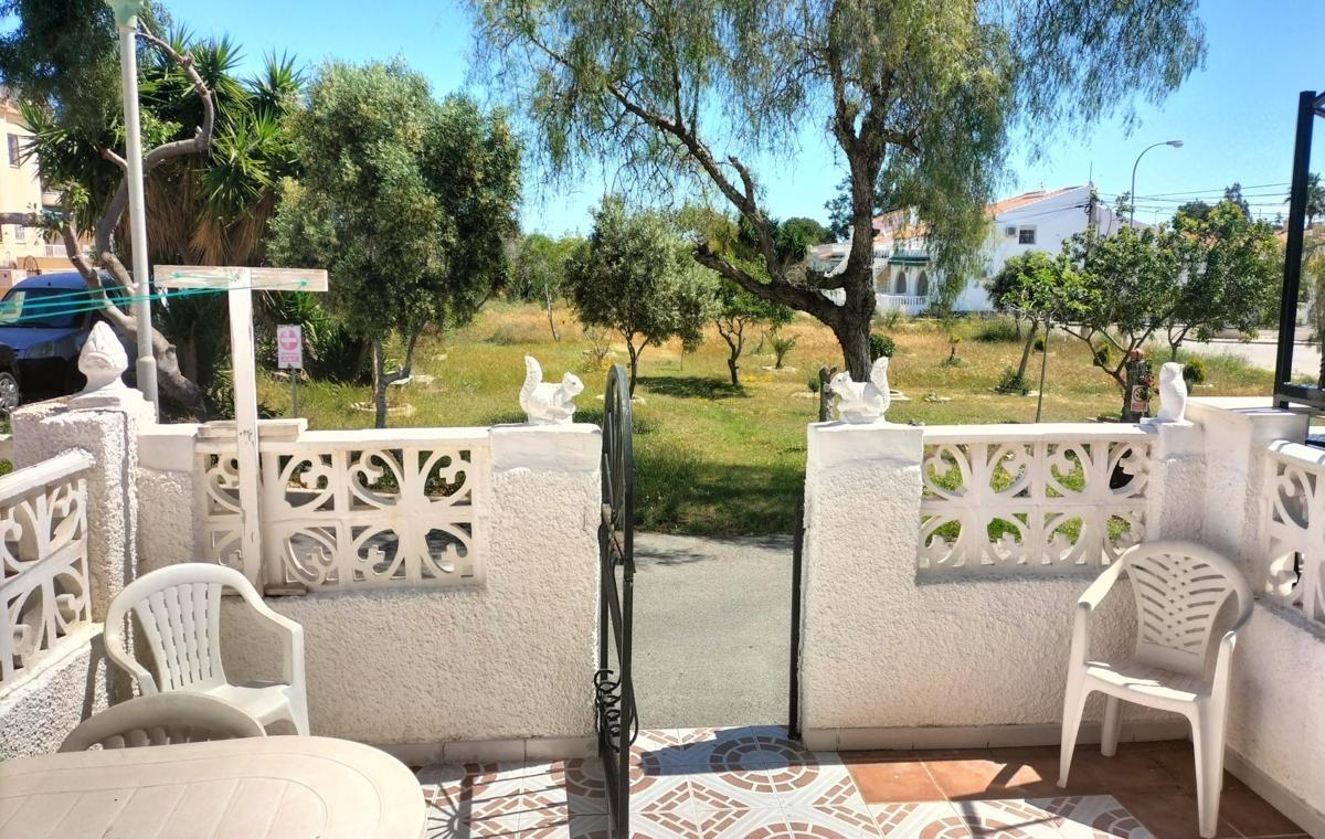 For sale - 2 Bedroom 2 Bathroom Bungalow in Torrevieja - La Siesta - El Salado - Torreta  - Alicante